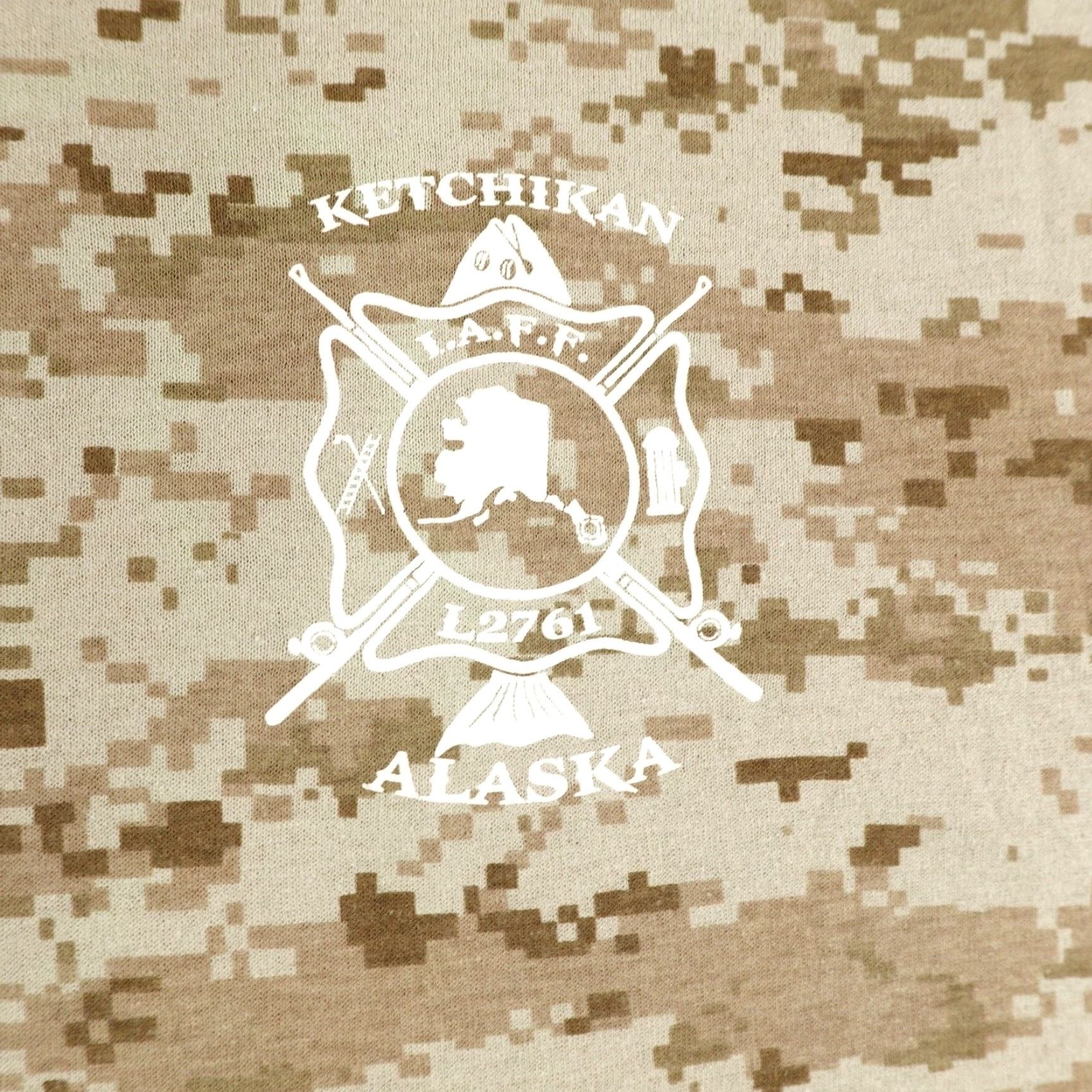 Vintage VINTAGE Ketchikan Alaska Shirt Mens Large Digi Camo Firefighters Local 2761 80s Size US L / EU 52-54 / 3 - 3 Thumbnail