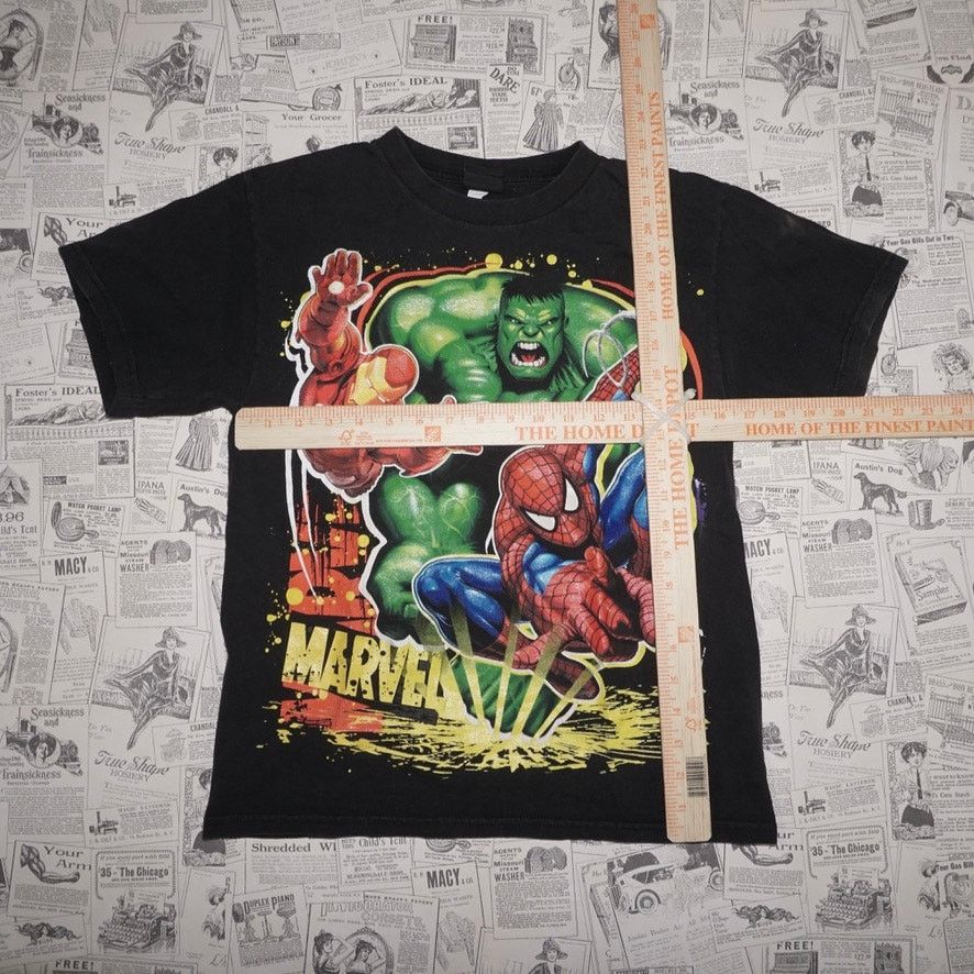 Vintage Large-Vintage Y2K Marvel avengers ironman spiderman hulk tee Size US L / EU 52-54 / 3 - 4 Thumbnail