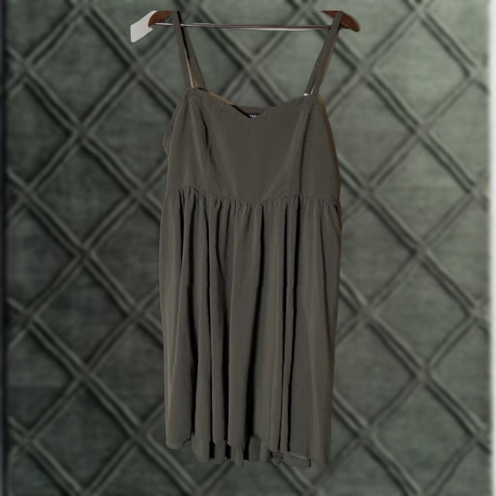 Torrid Torrid Sundress Olive Green Pockets Adjustable Straps Smocked Back Midi 100% Cotton Sleeveless Plus Size 1 Womens Size XS / US 0-2 / IT 36-38 - 1 Thumbnail