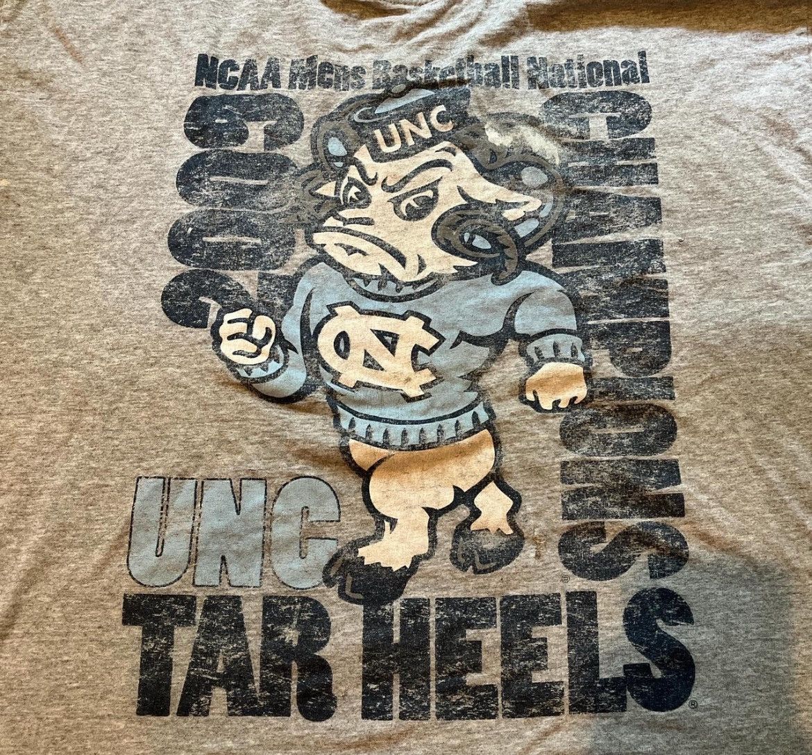 Soffe 2009 unc tarheel tshirt Size US XL / EU 56 / 4 - 2 Thumbnail