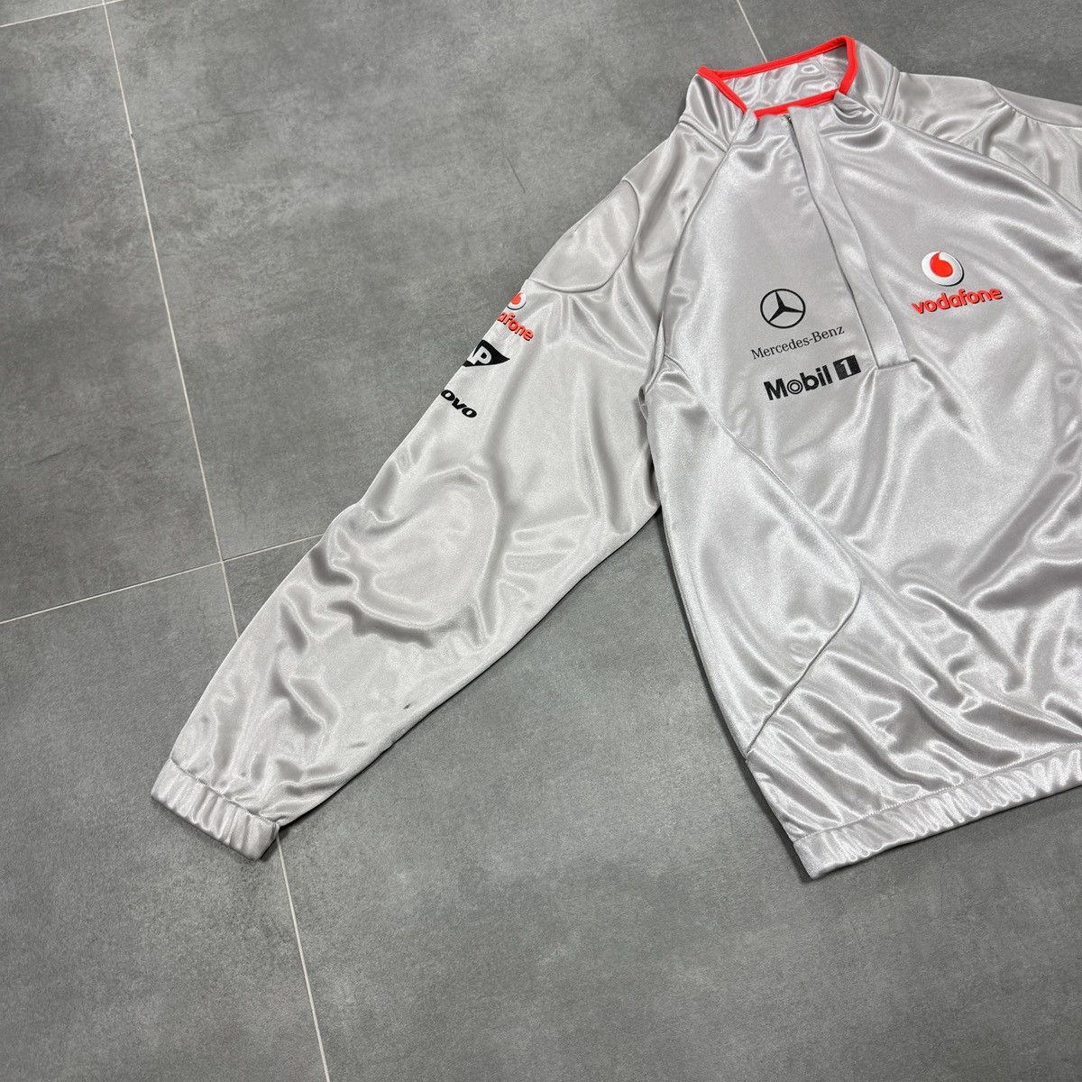 Formula 1 Formula 1 Vodafone McLaren Mercedes Hamilton Racing Jersey Size US S / EU 44-46 / 1 - 4 Thumbnail