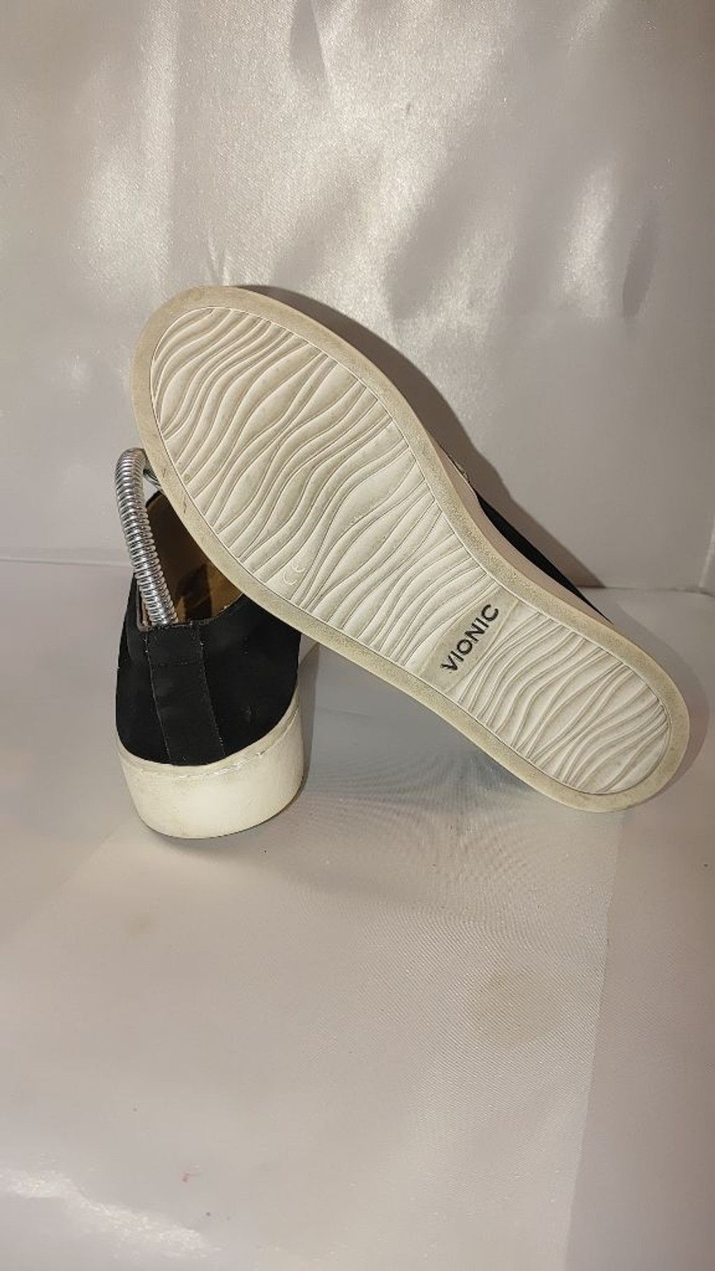 Vionic Vionic Midi Snakeprint Slip On Size 6 Size US 6 / IT 36 - 8 Thumbnail