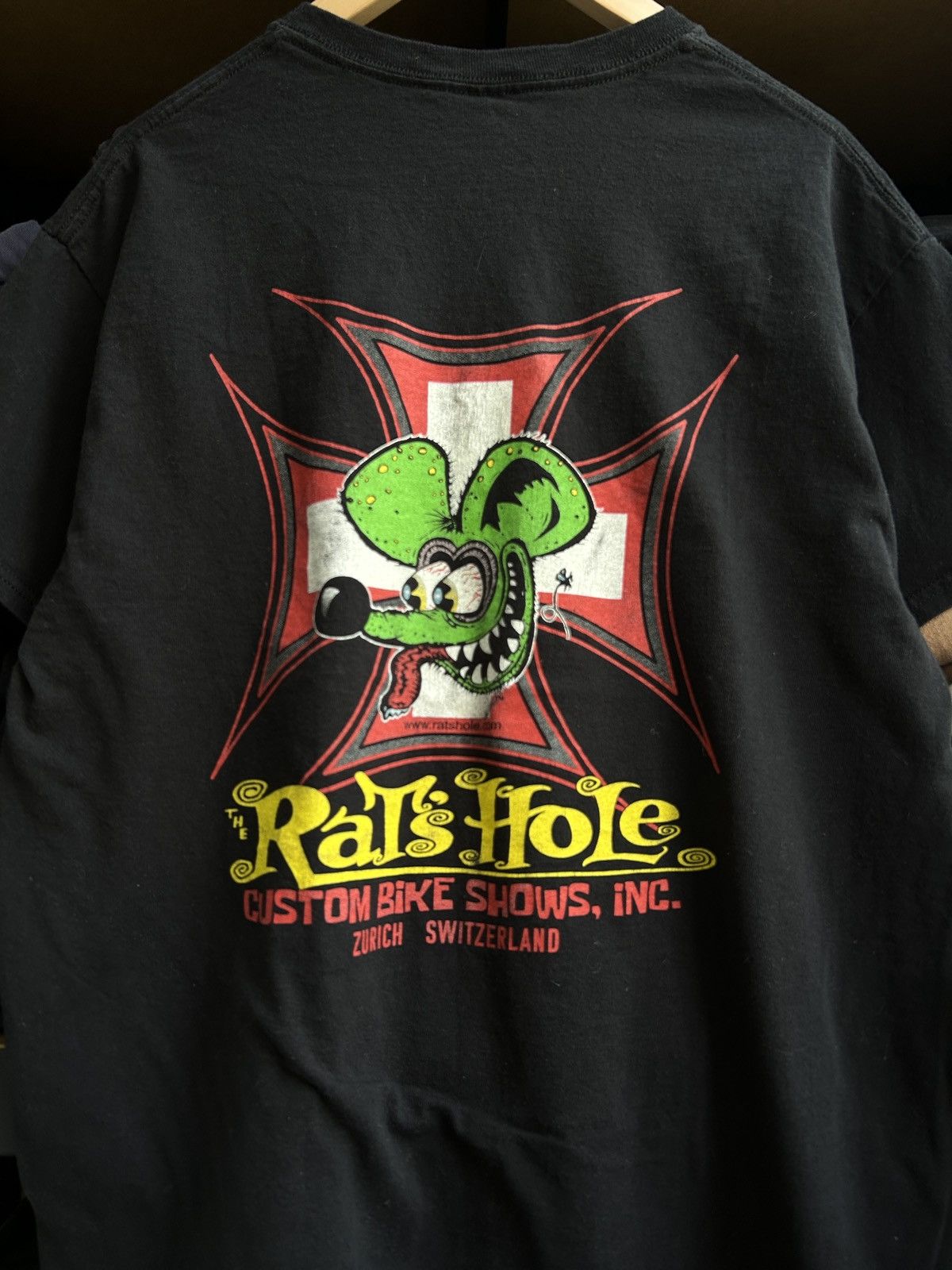 Other Vintage Rats Hole Switzerland big logo shirt mens Size US L / EU 52-54 / 3 - 3 Thumbnail