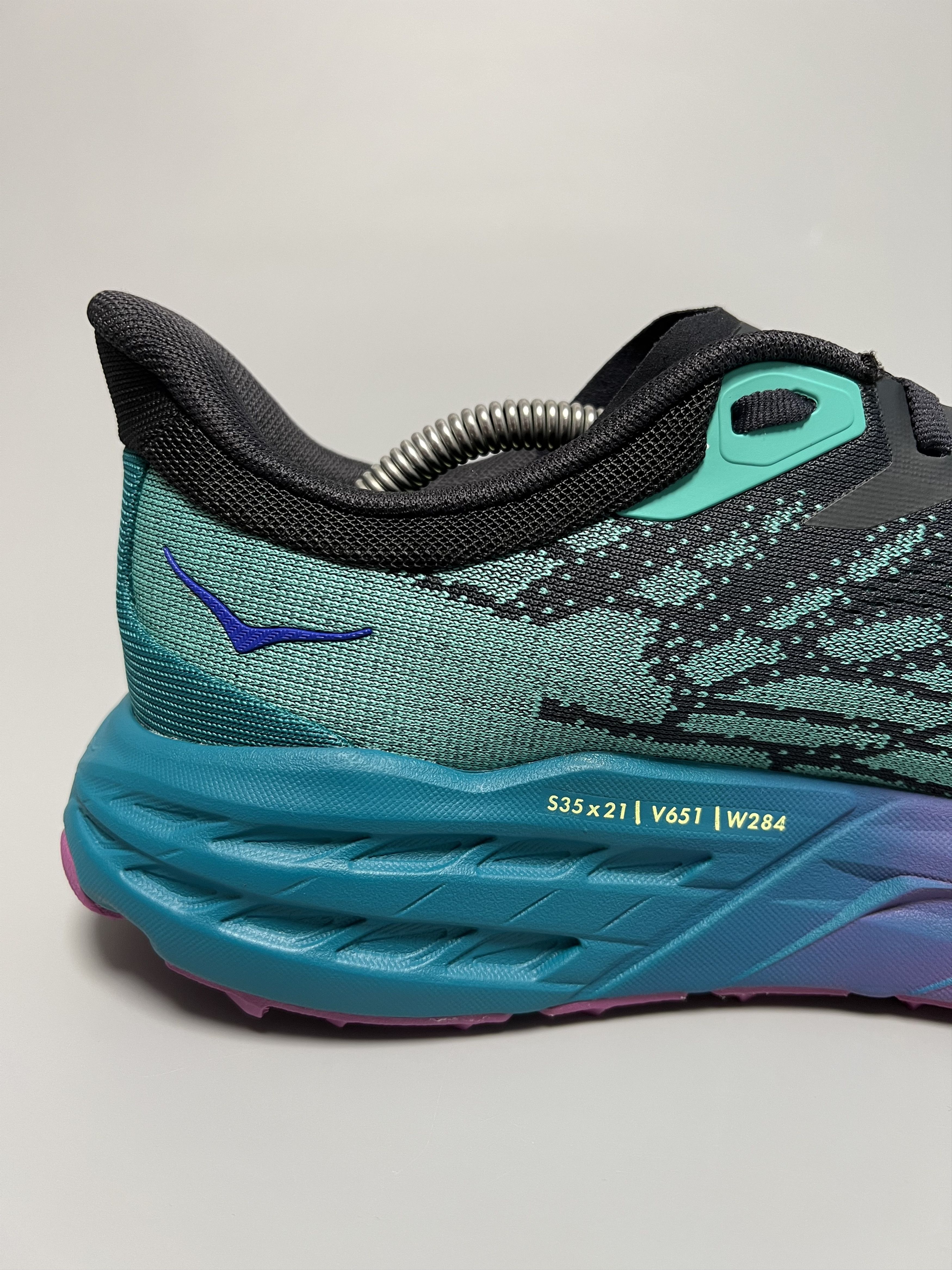 Hoka 9D Hoka One One Speedgoat 5 Trail Running Shoes 1123157-BGKY Size US 9 / EU 42 - 6 Thumbnail
