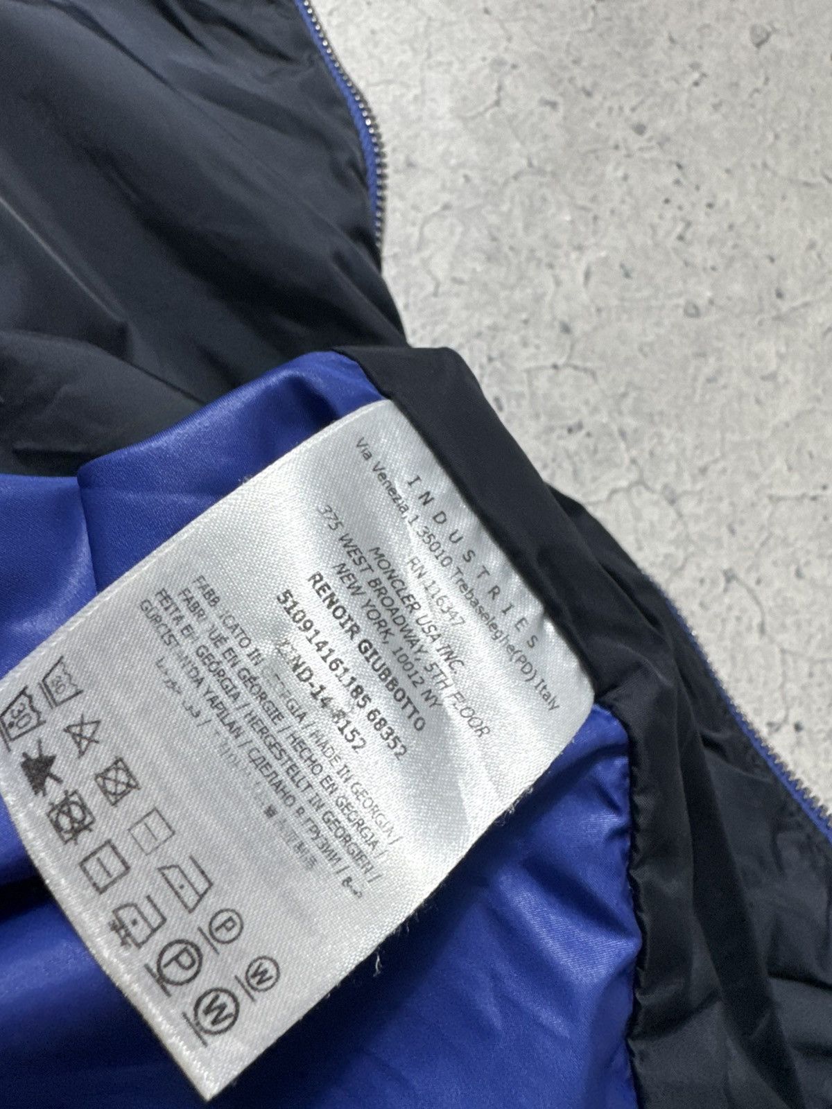Moncler Moncler Renoir Giubbotto Luxury Nylon Jacket Size 2 Blue Size US M / EU 48-50 / 2 - 11 Thumbnail