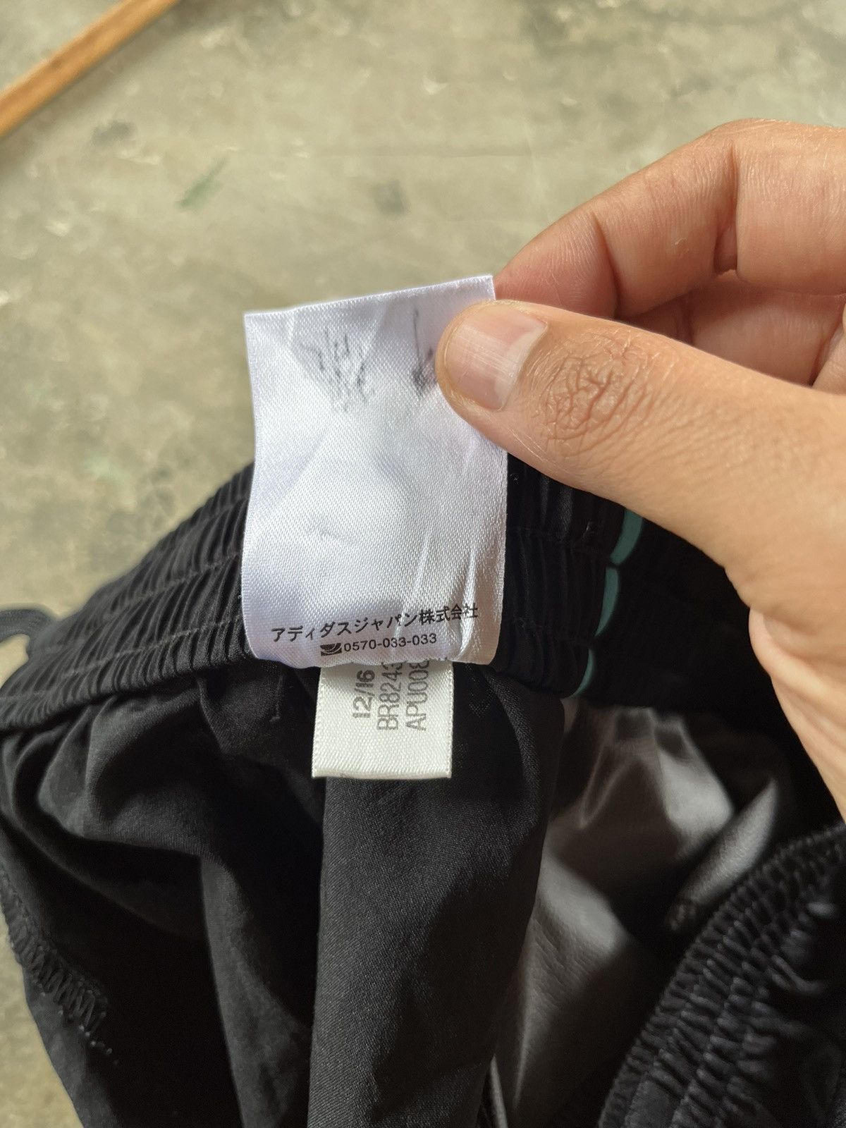Adidas × Sports Specialties 🔥Adidas Nylon Sports Short Pants Size US 32 / EU 48 - 8 Thumbnail