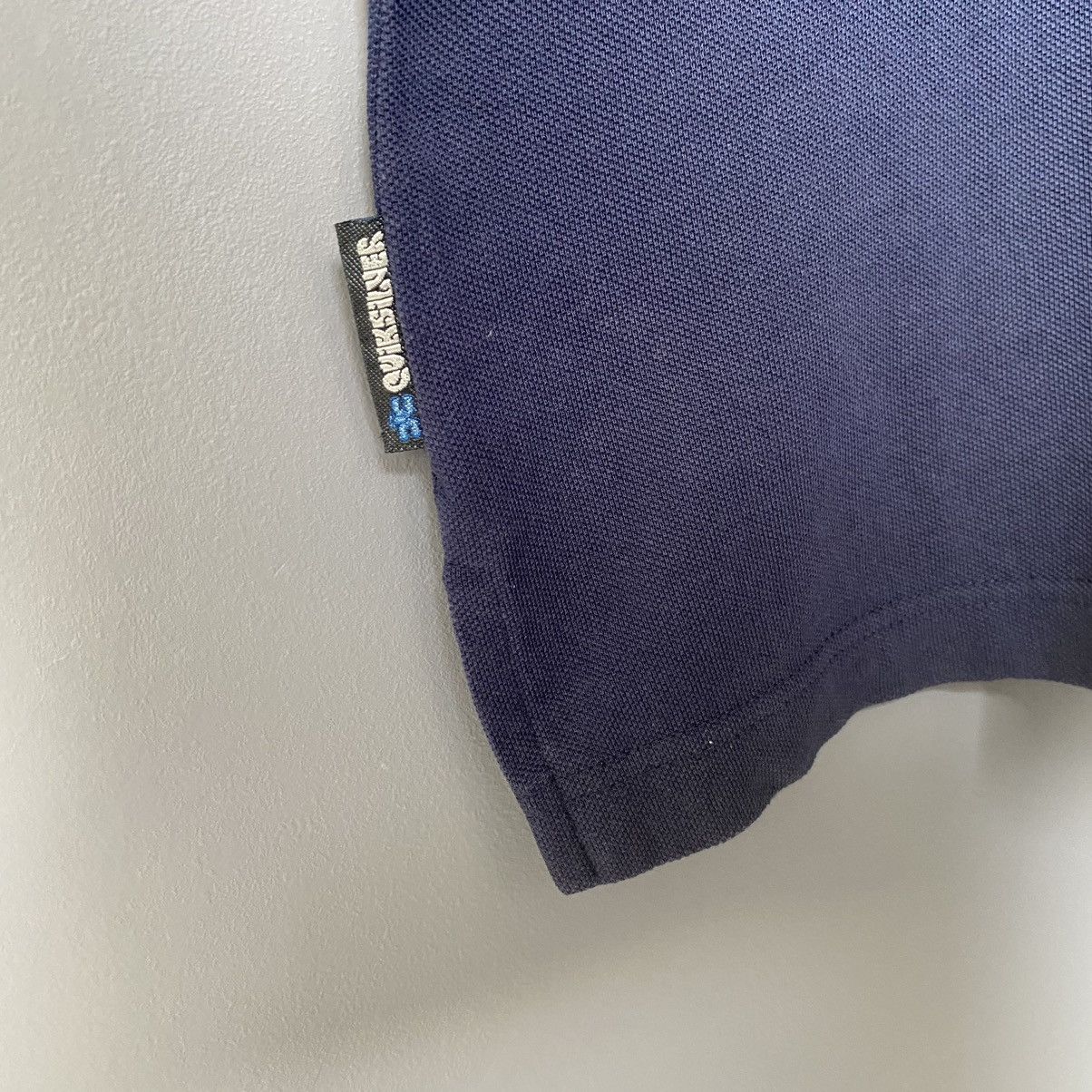 Quiksilver Thrashed Faded Vintage 90s Quiksilver Australia Surf ERD TEE Size US XL / EU 56 / 4 - 9 Thumbnail