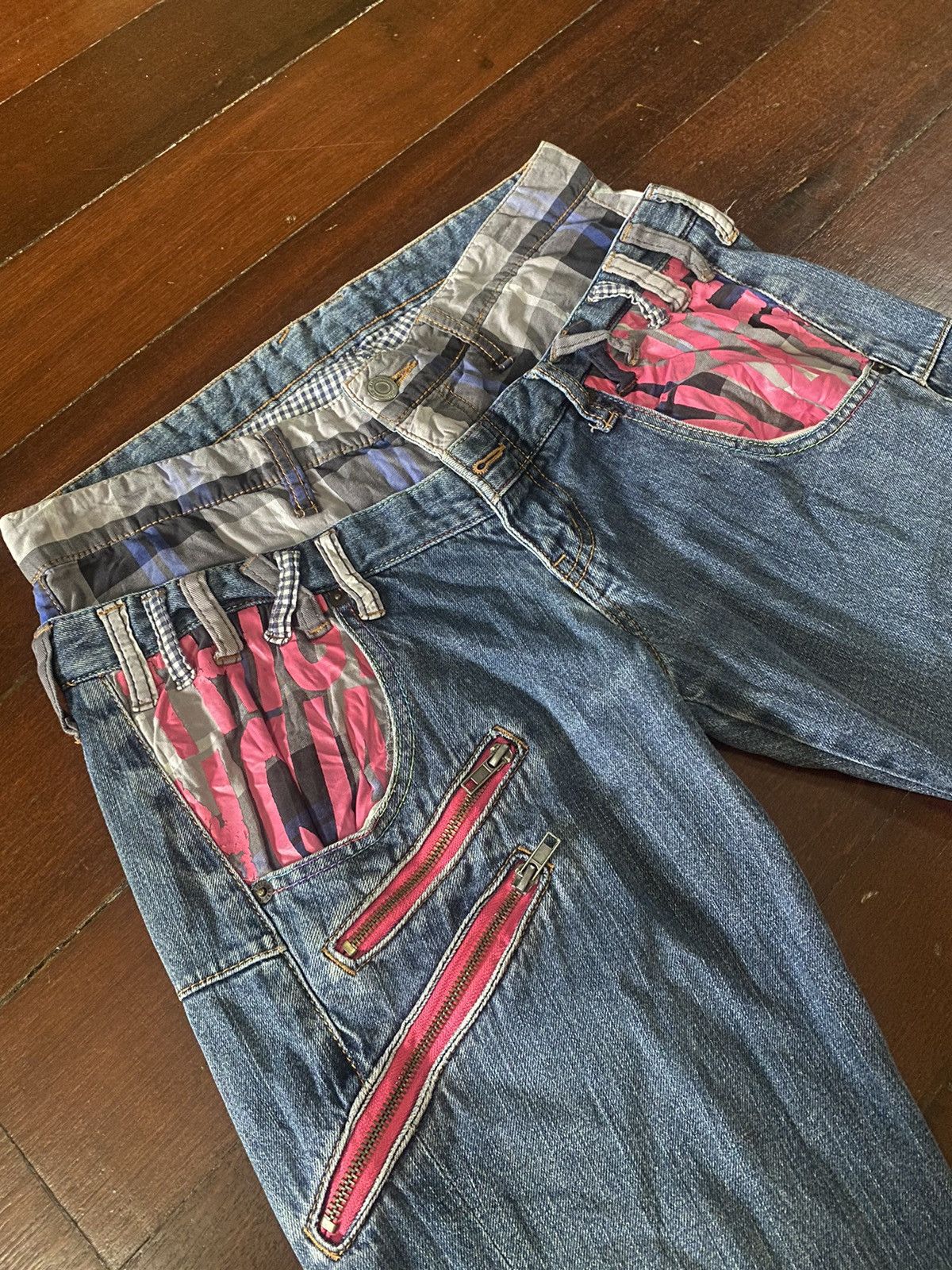 Hysteric Glamour FIRE 🔥🔥 RARE Double Waist ZIPPER PUNK STREETWEAR Size US 34 / EU 50 - 7 Thumbnail