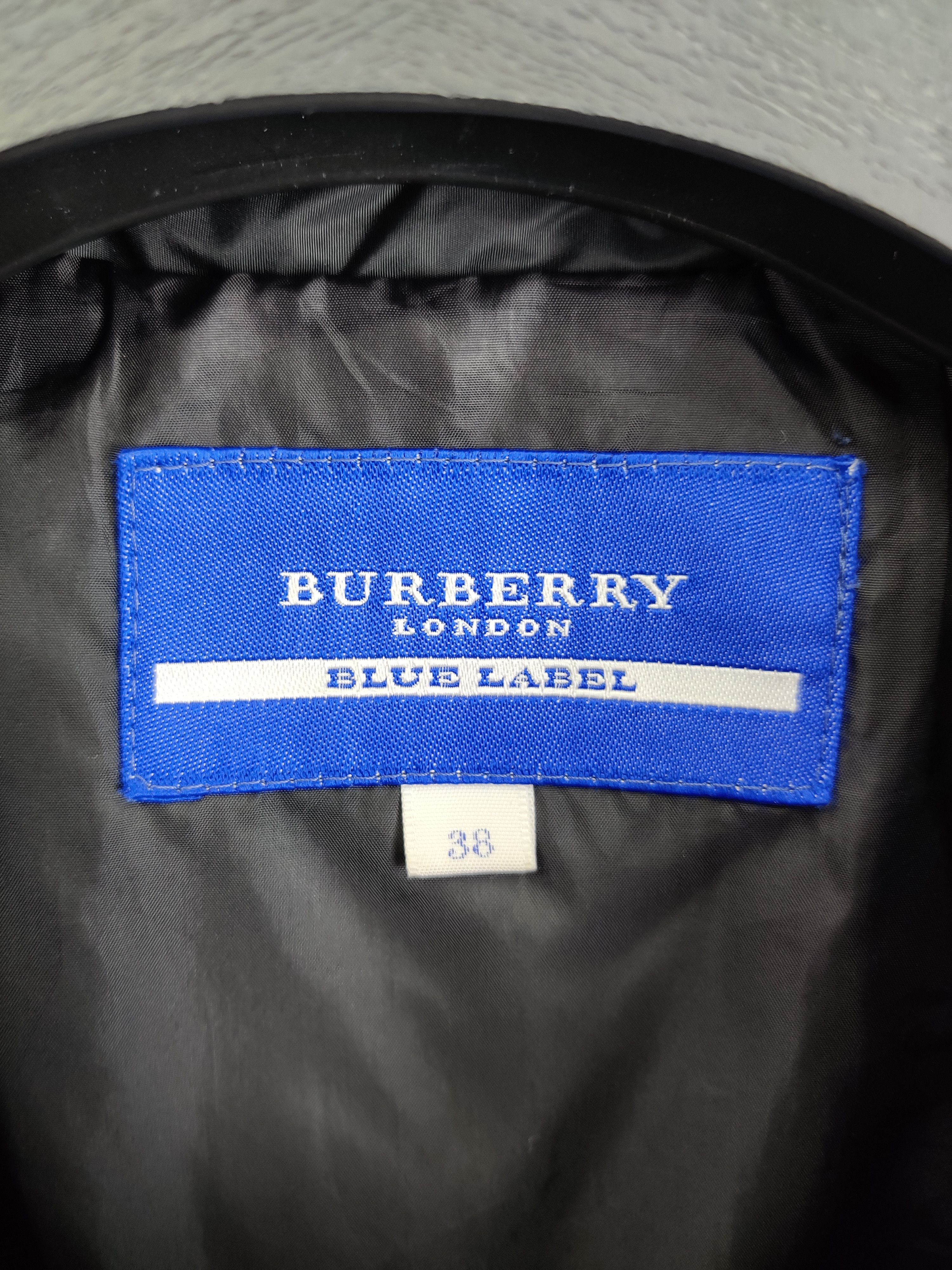Burberry Vintage Burberry Blue Label Black Bomber Jacket Size US M / EU 48-50 / 2 - 5 Thumbnail