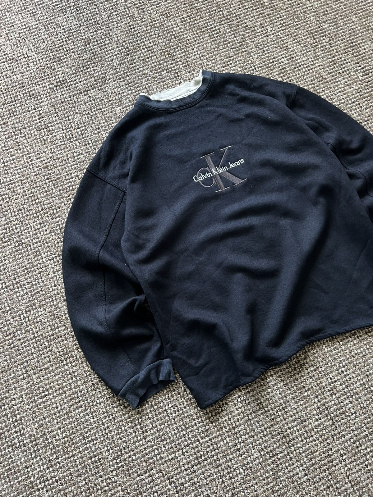 Vintage Vintage Calvin Klein Sweatshirt Big Logo Embroidered Y2K XL Size US XL / EU 56 / 4 - 3 Thumbnail