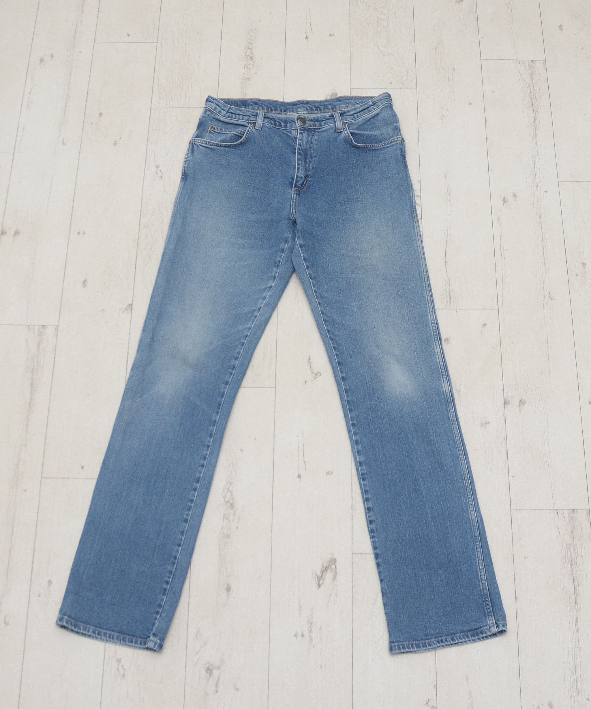 Vintage × Wrangler Vintage Y2K Wrangler Long Jeans 32x36 Distressed Light Wash Size US 32 / EU 48 - 1 Thumbnail