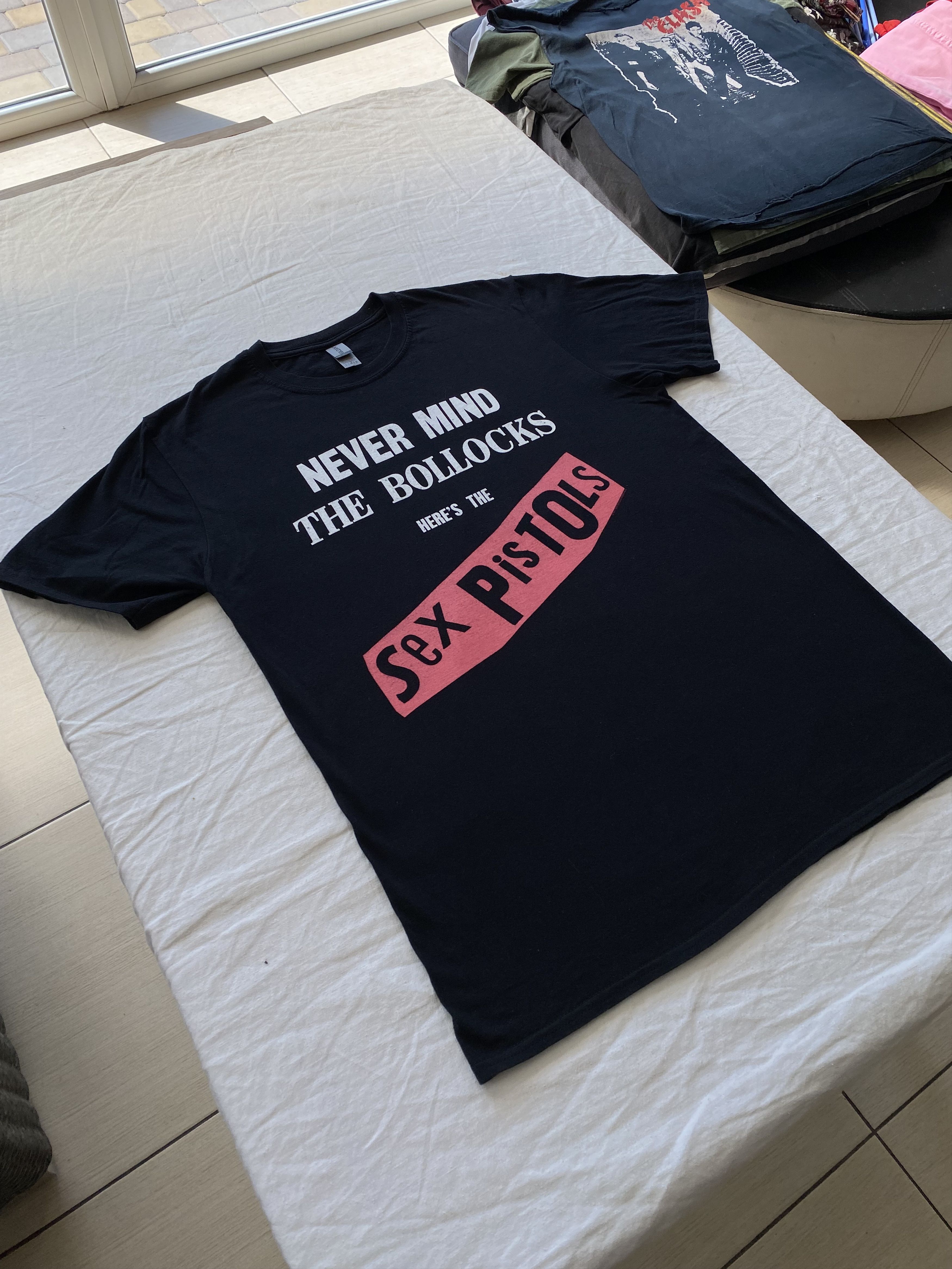 Band Tees × Vintage Vintage 2017 Sex Pistols Never Mind Rock Band T-shirt Size US L / EU 52-54 / 3 - 10 Thumbnail