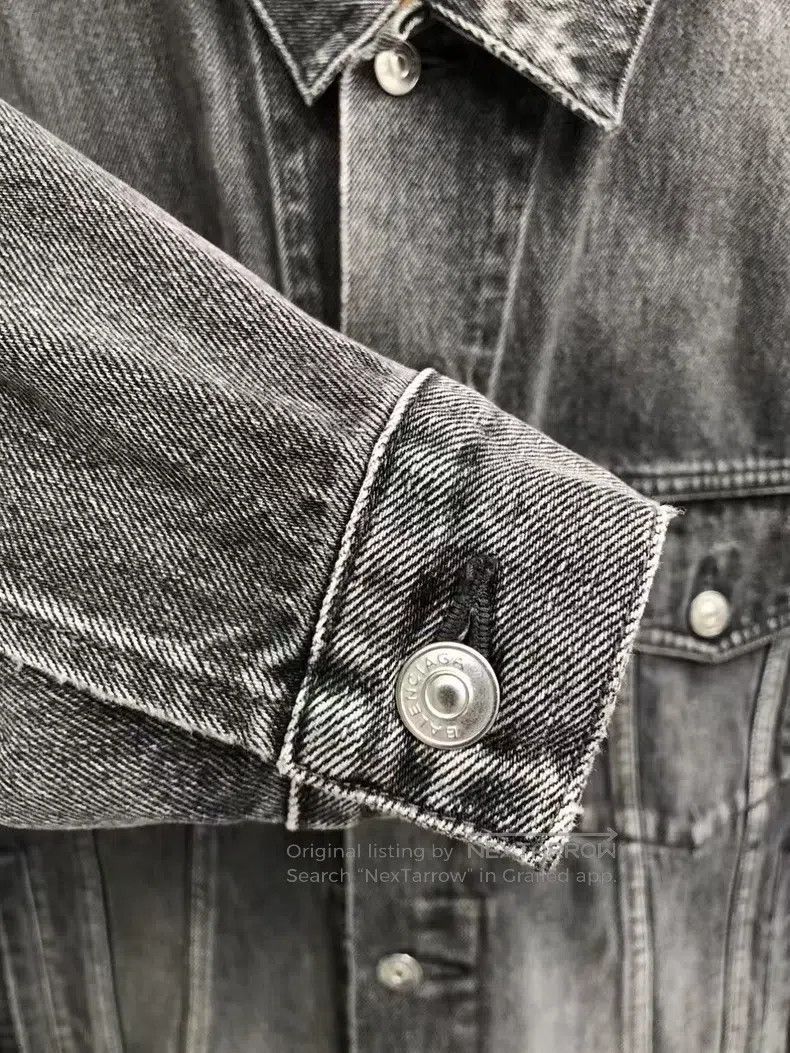 Balenciaga Balenciaga Distressed Logo Denim Jacket Size XXS / US 00 / IT 34 - 4 Thumbnail