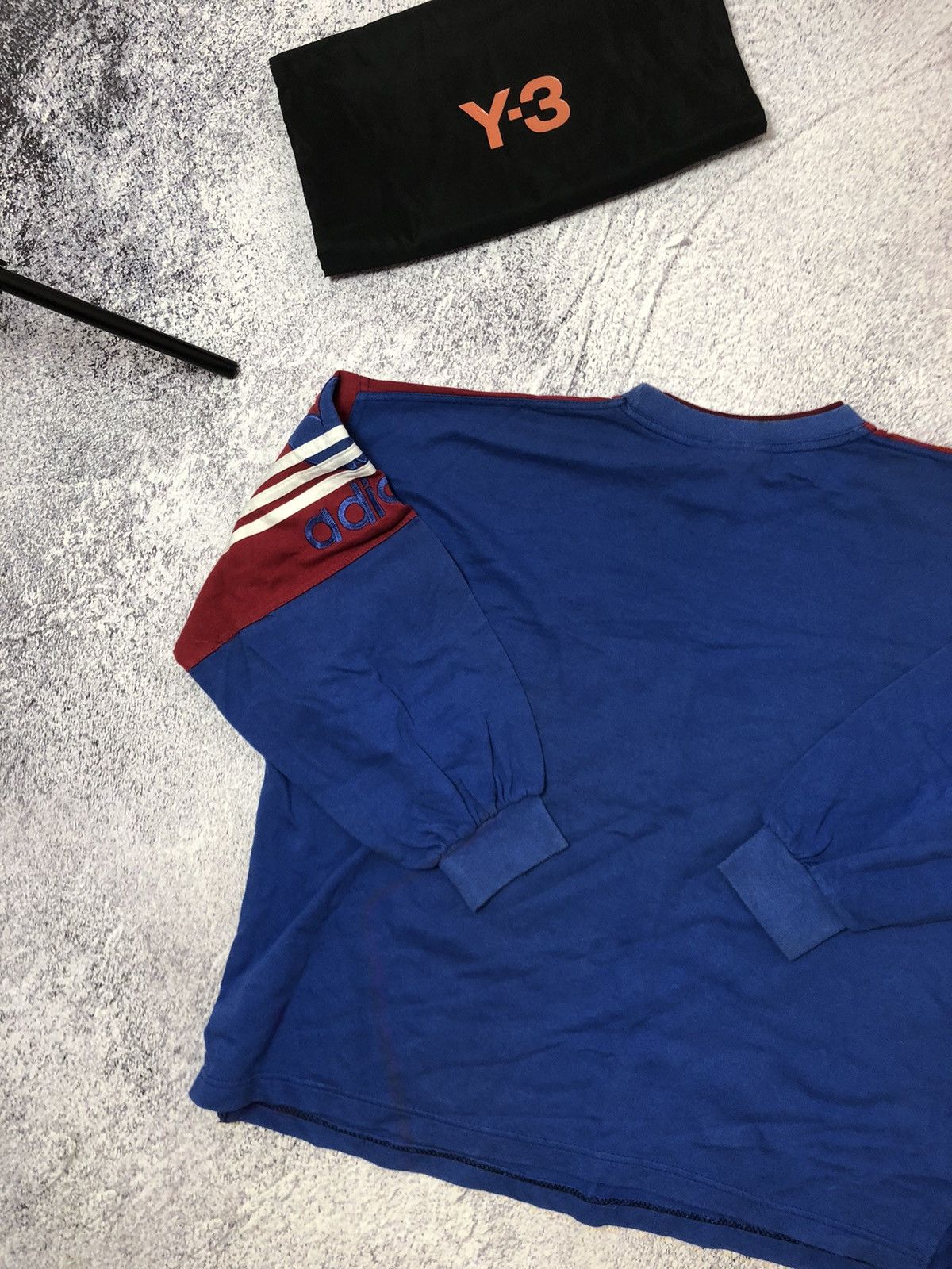 Adidas × Vintage Vintage sweater adidas size Xl y2k Size US XL / EU 56 / 4 - 11 Thumbnail