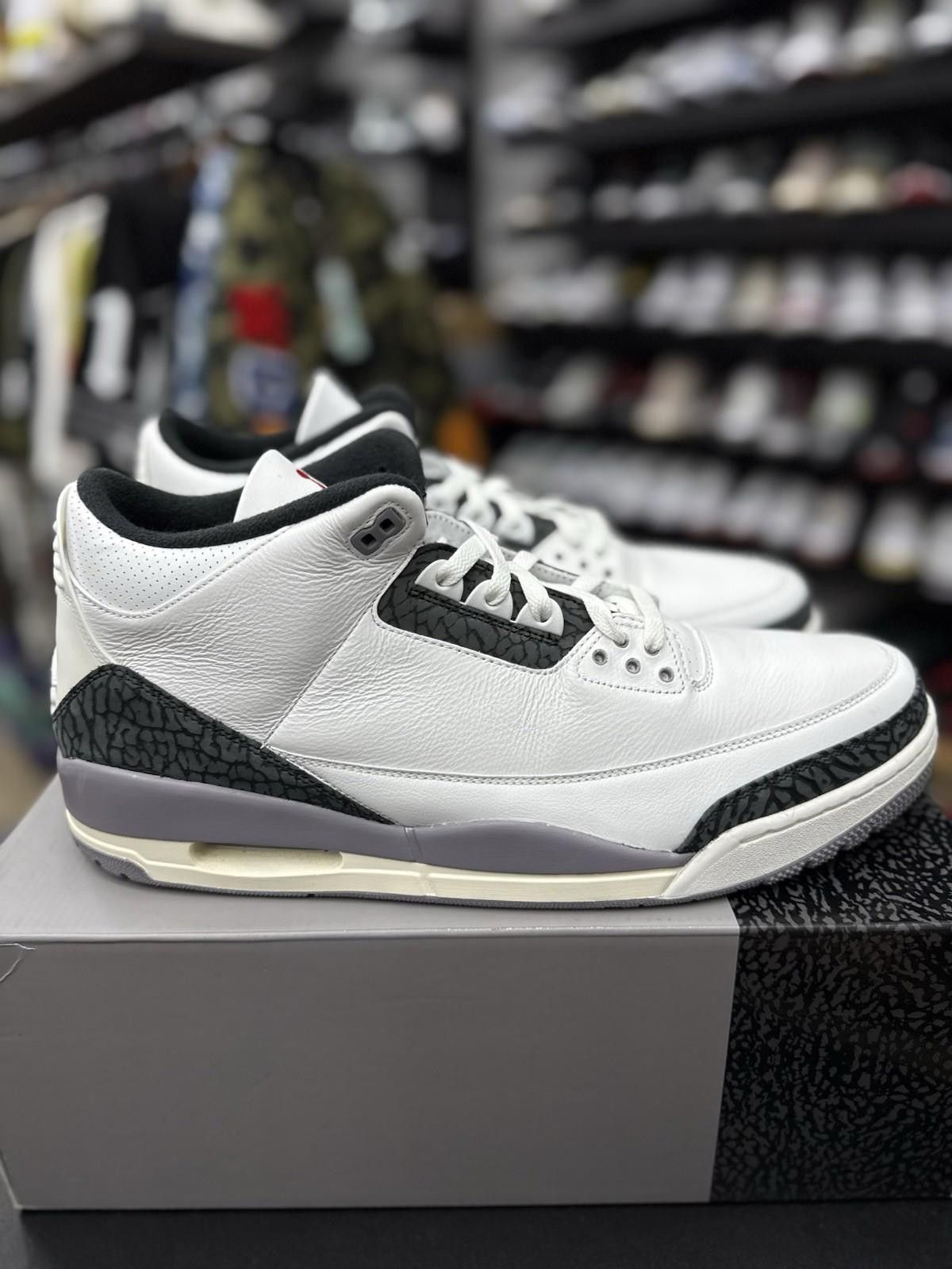 Nike Size 17 Nike Air Jordan 3 Retro Summit White Fire Red Mens Size US 15 / EU 48 - 1 Thumbnail