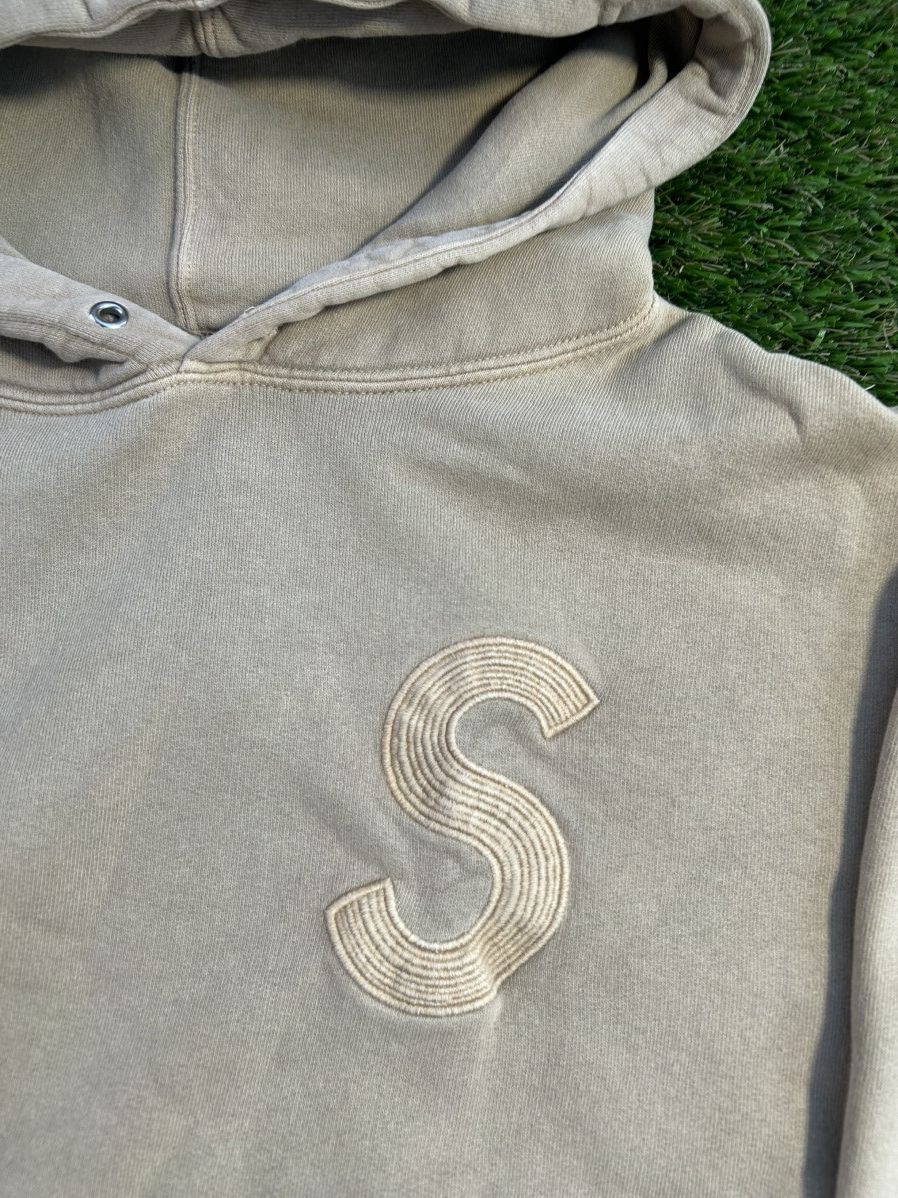 Supreme Supreme SS23 Overdye S Logo Khaki Hoodie Size US L / EU 52-54 / 3 - 3 Thumbnail