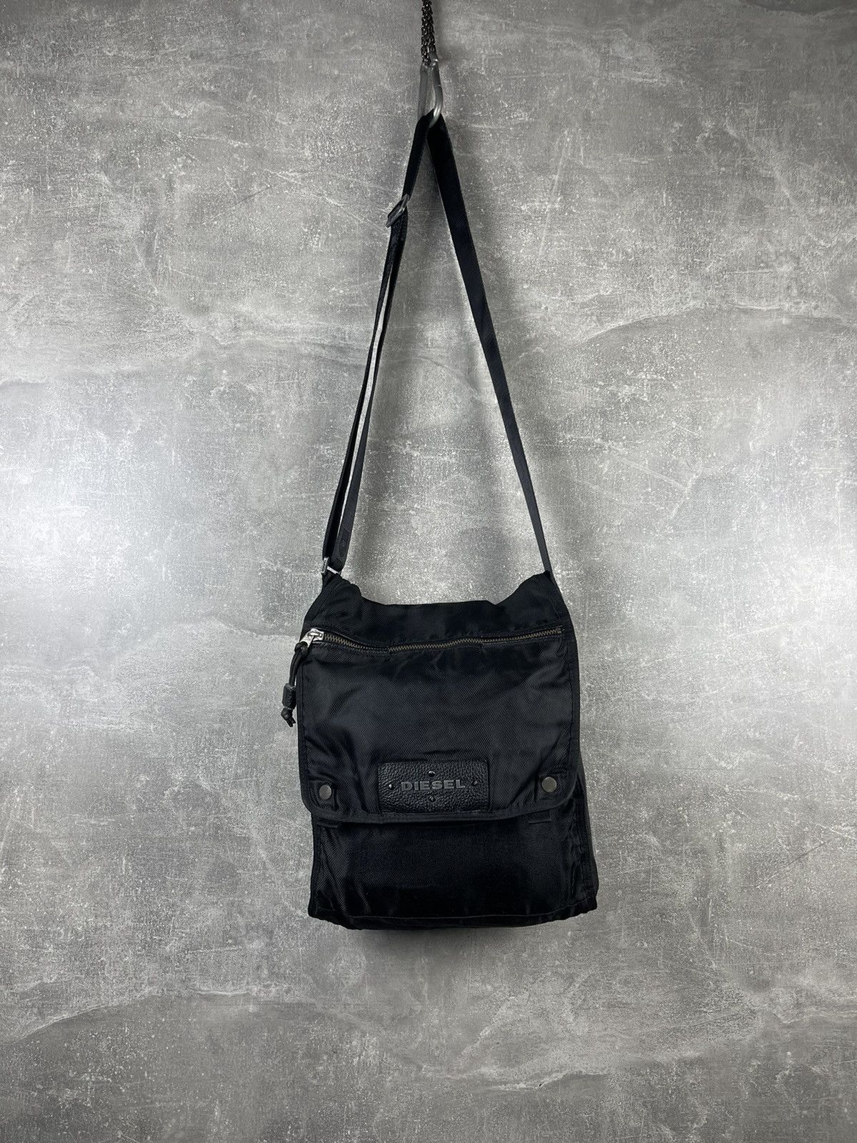 Diesel Diesel Nylon Y2K Crossbody Shoulder Sling Bag Black Size ONE SIZE - 1 Thumbnail