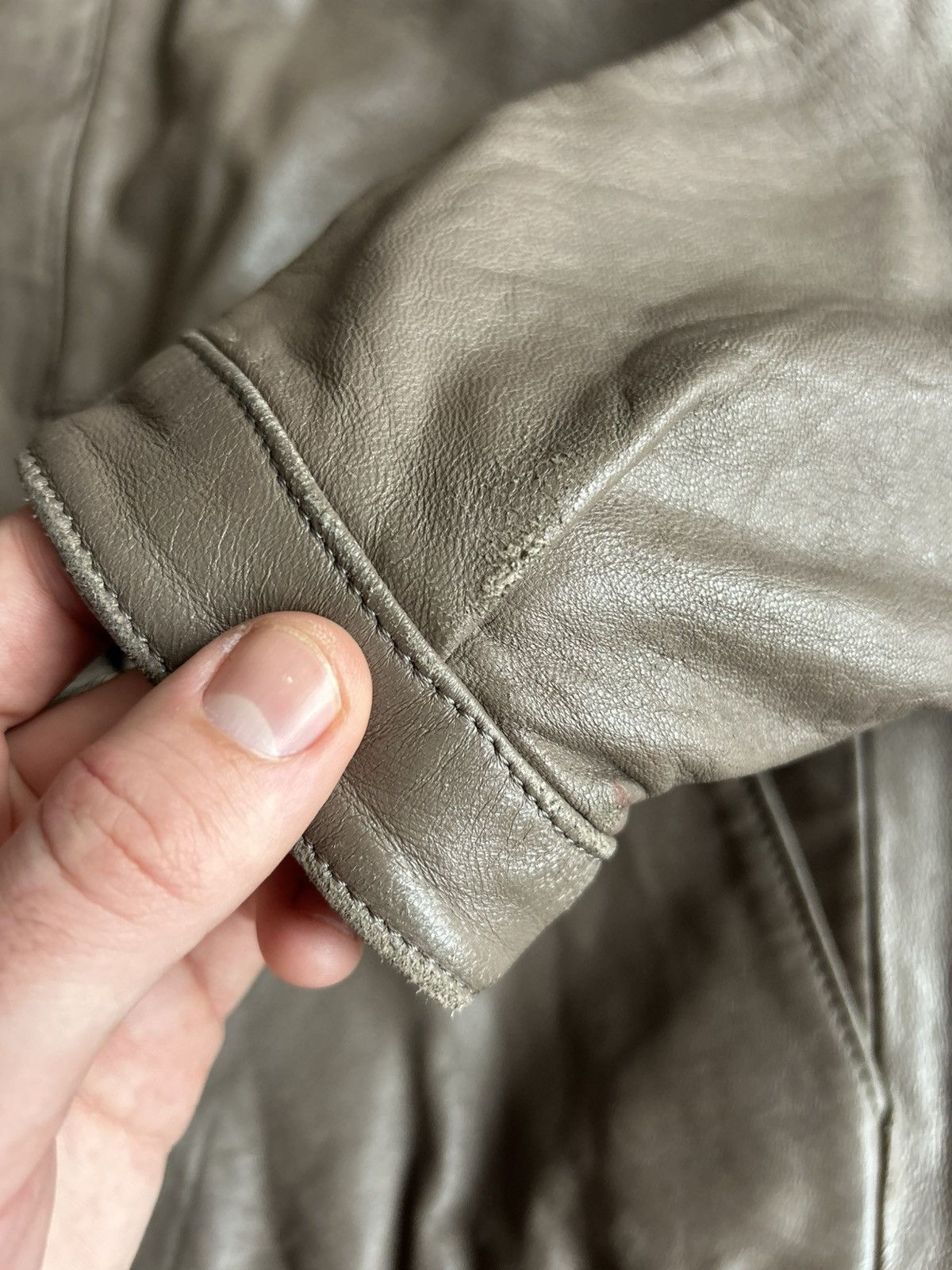 Genuine Leather Vintage Leather Jacket Solid Style Unisex 80s Size Small Size US S / EU 44-46 / 1 - 7 Thumbnail
