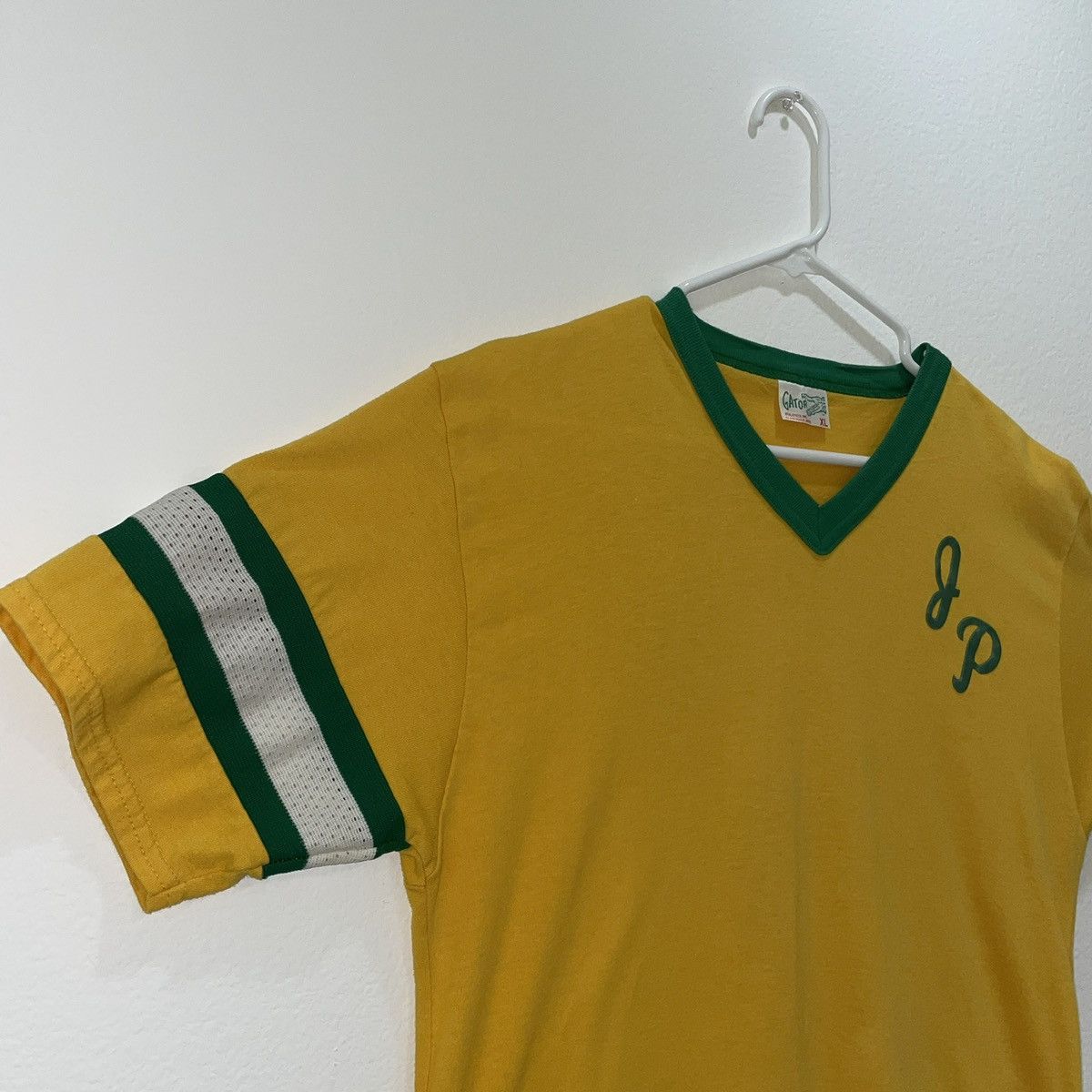 Vintage Gator Athletics Jersey Style shirt Size US XL / EU 56 / 4 - 2 Thumbnail