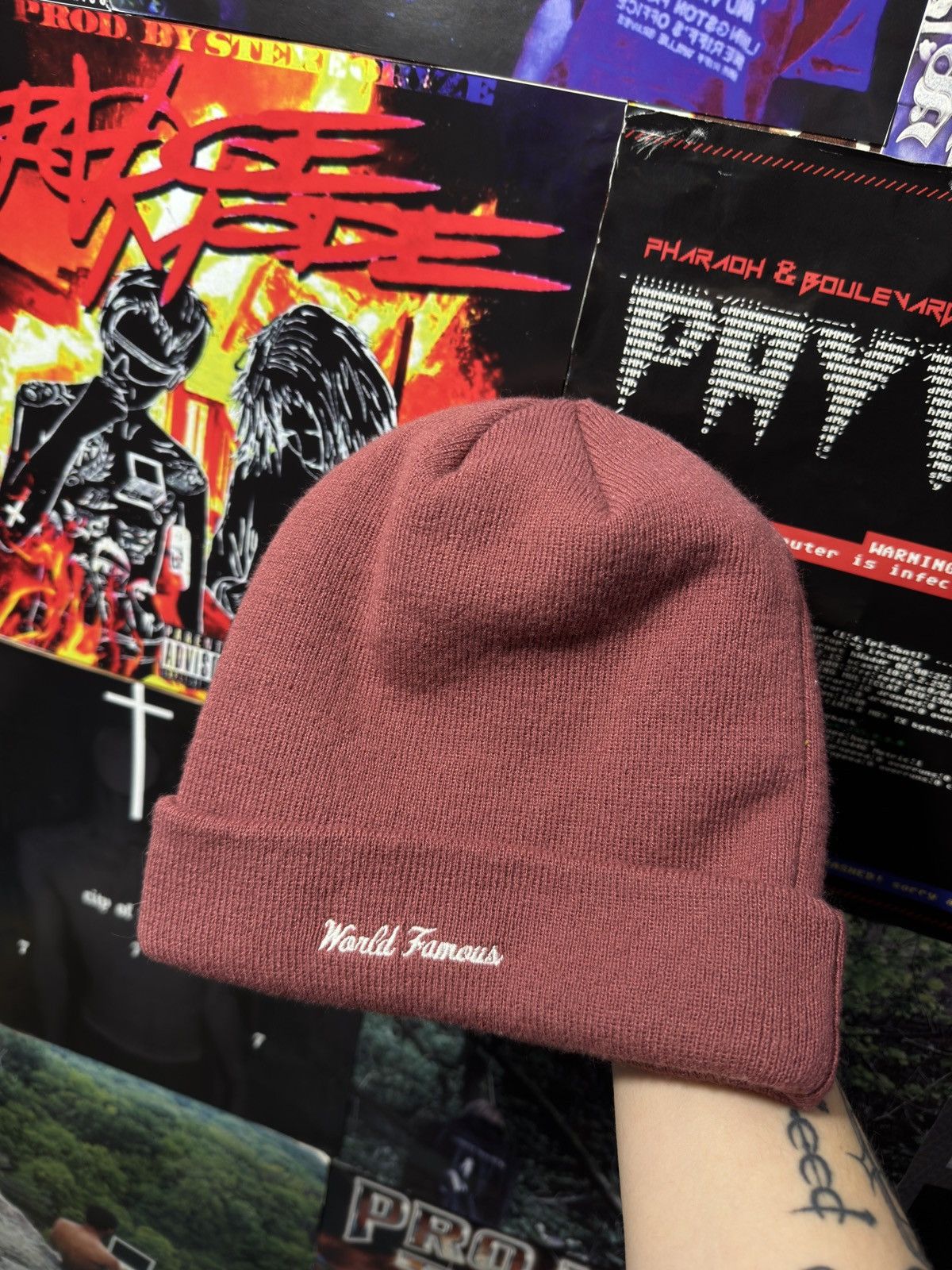 Supreme Supreme x New Era World Famous Beanie Hat Size ONE SIZE - 2 Thumbnail