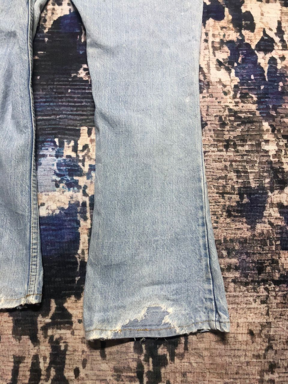Levi's Vintage Levi's Button 31 Jeans Pants Distressed Faded Size US 31 - 10 Thumbnail