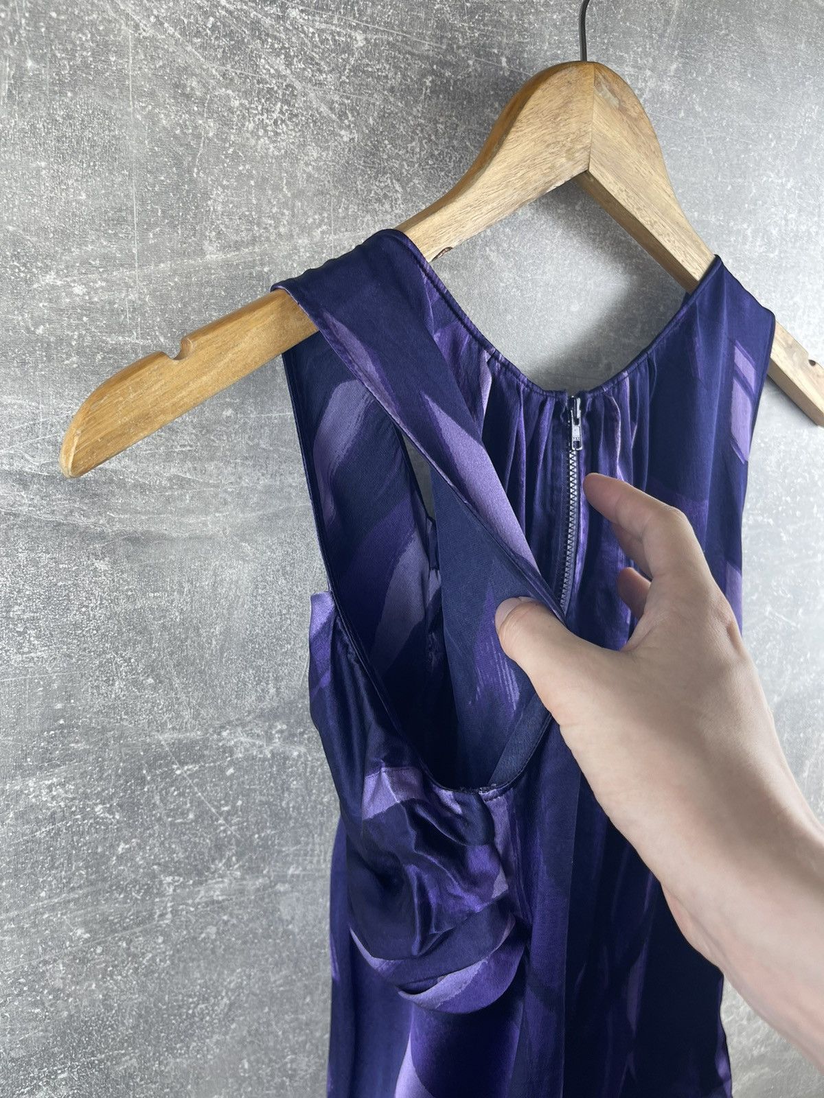 Moschino Moschino Cheap and Chic Ladies NWT Luxury Purple Silk Top Size M / US 6-8 / IT 42-44 - 10 Thumbnail