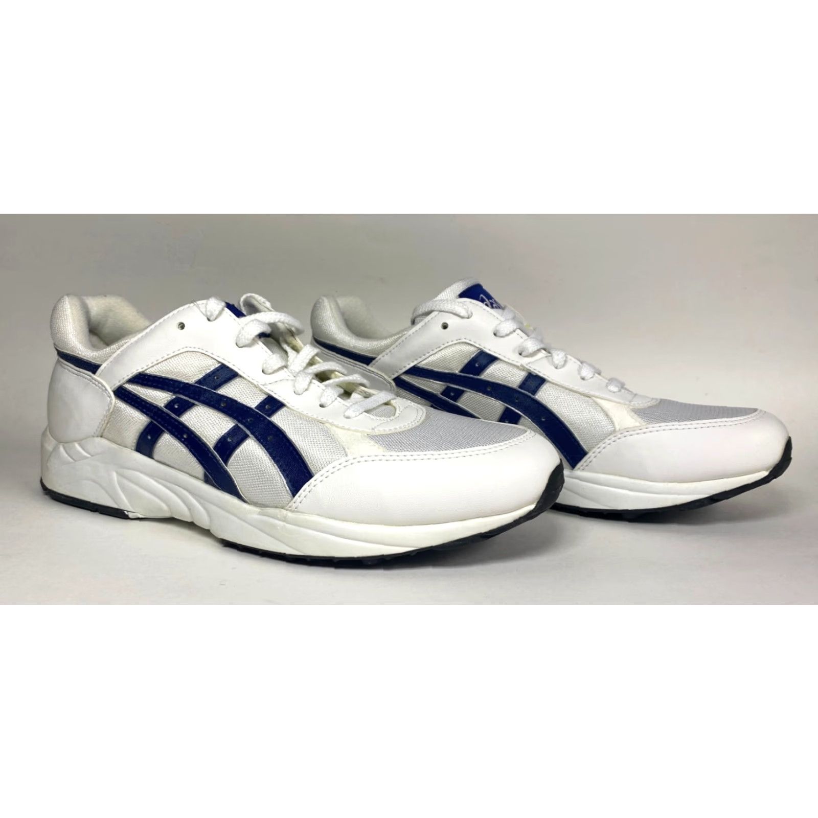 Asics VINTAGE ASICS Shirt Men NOS 90s Gel TN690 Run 1 White Navy Size US 10 Sneakers Size US 10 / EU 43 - 2 Thumbnail