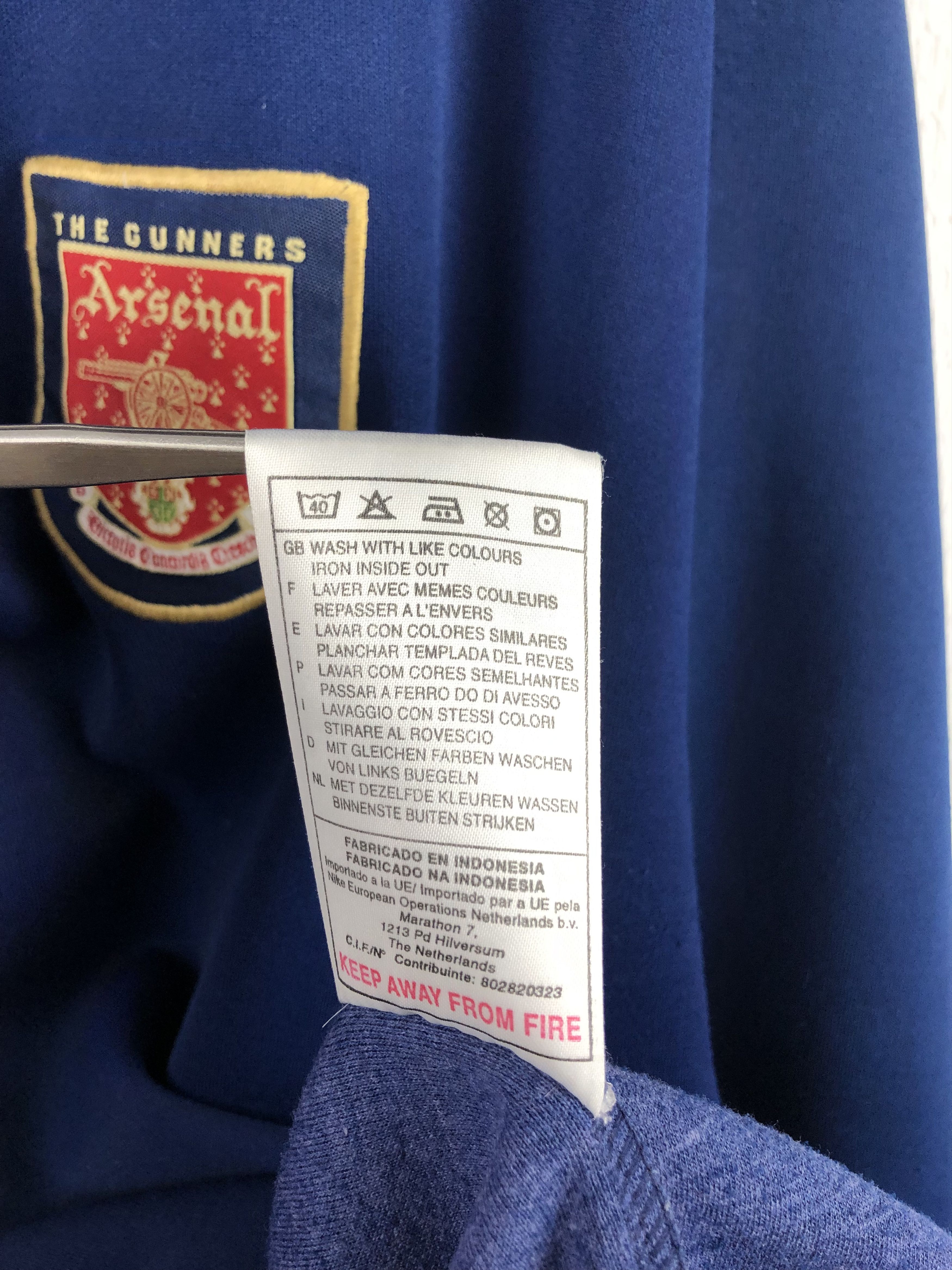 Nike Vintage Nike FC Arsenal Soccer Sweatshirt Football Jacket Size US L / EU 52-54 / 3 - 12 Thumbnail