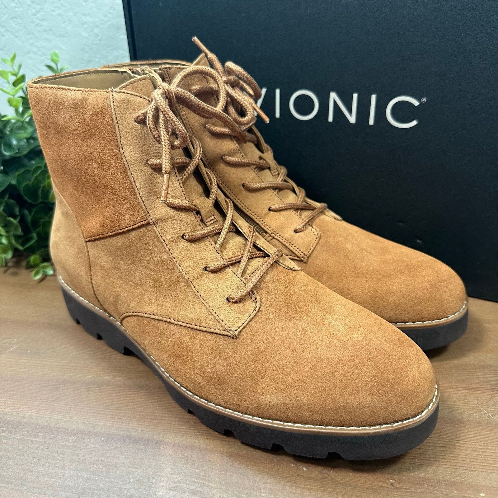 Vionic Vionic Larson Water Repellent Suede Lace-Up Ankle Boots Size US 9.5 / IT 39.5 - 3 Thumbnail