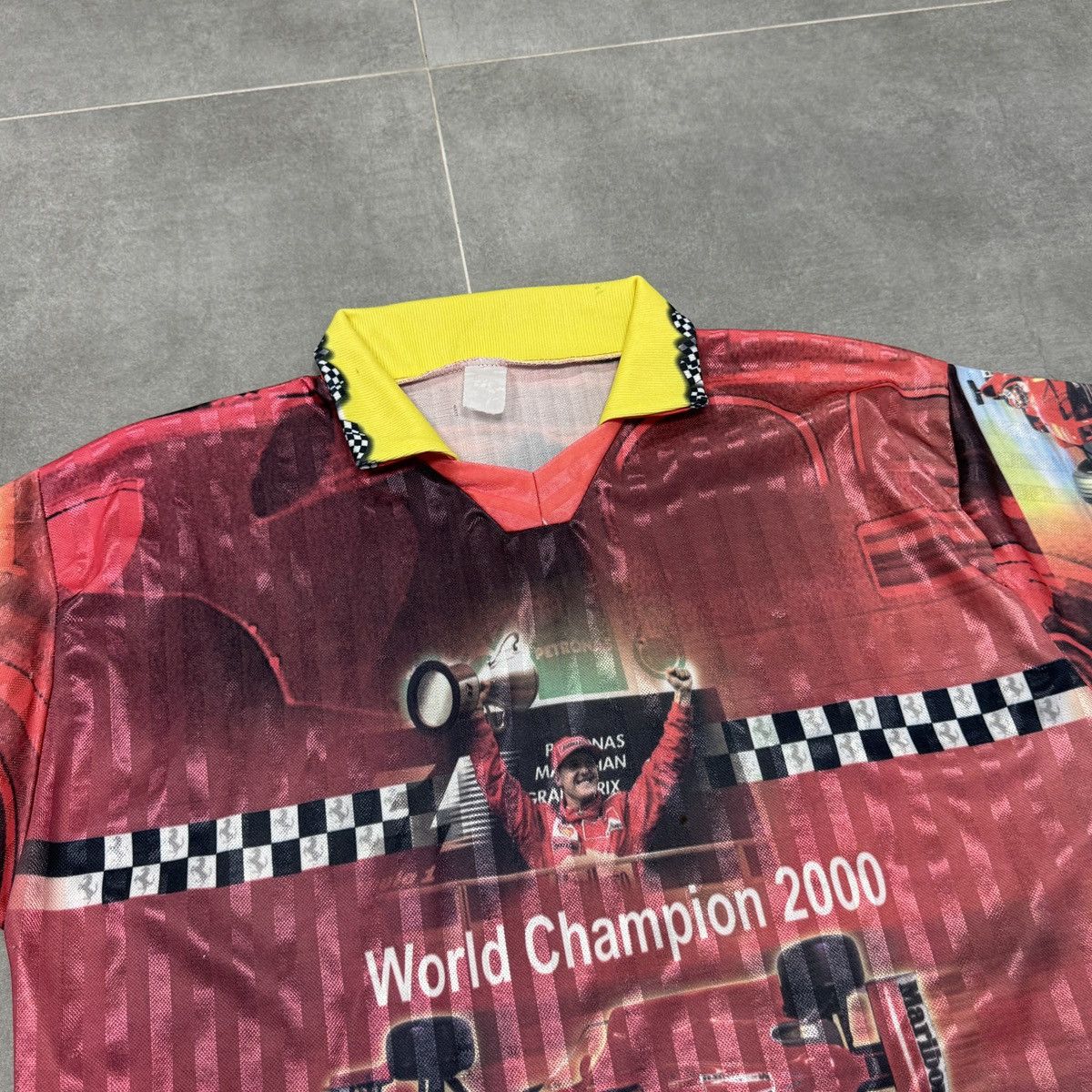 Ferrari × Formula 1 × Vintage Vintage Ferrari Michael Schumacher Shummy Racing Shirt Sz L Size US L / EU 52-54 / 3 - 9 Thumbnail