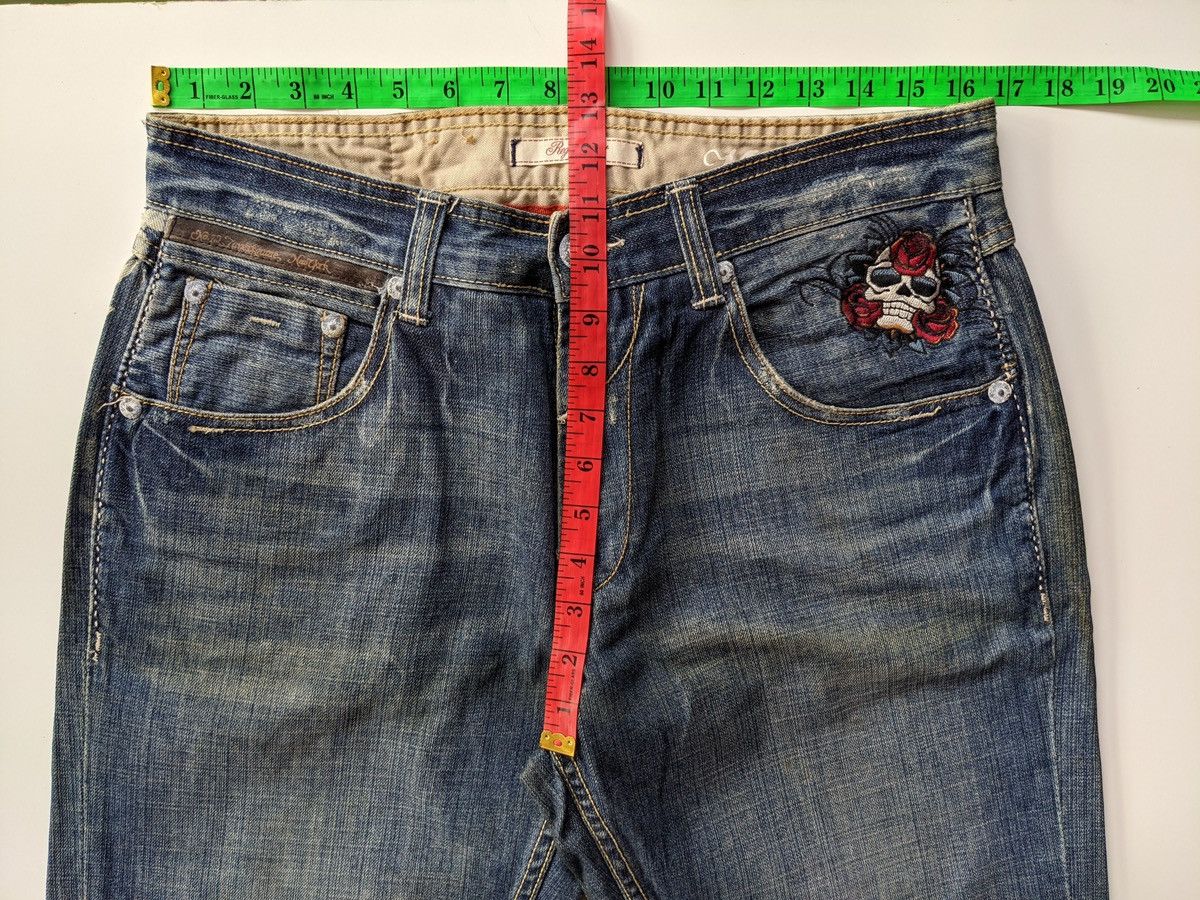 Marc Ecko March Ecko embroidery motif distressed jeans Size US 34 / EU 50 - 6 Thumbnail