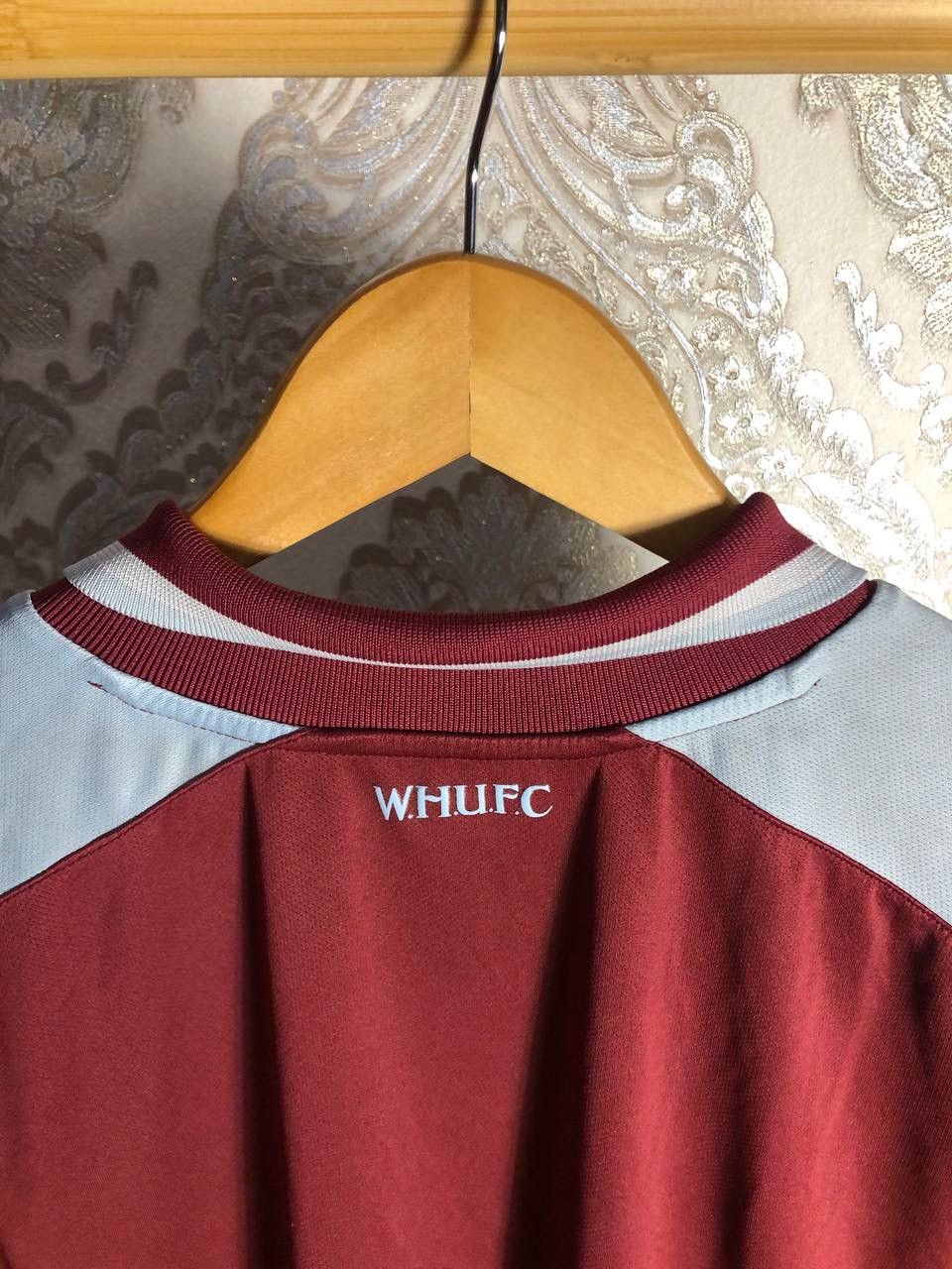 Umbro VINTAGE UMBRO FC WEST HAM UNITED ENGLAND SOCCER JERSEY RETRO Size US XXL / EU 58 / 5 - 6 Thumbnail