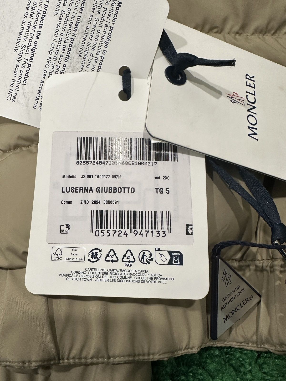 Moncler Moncler Luserna Light Down Bomber Jacket Size US XL / EU 56 / 4 - 8 Thumbnail