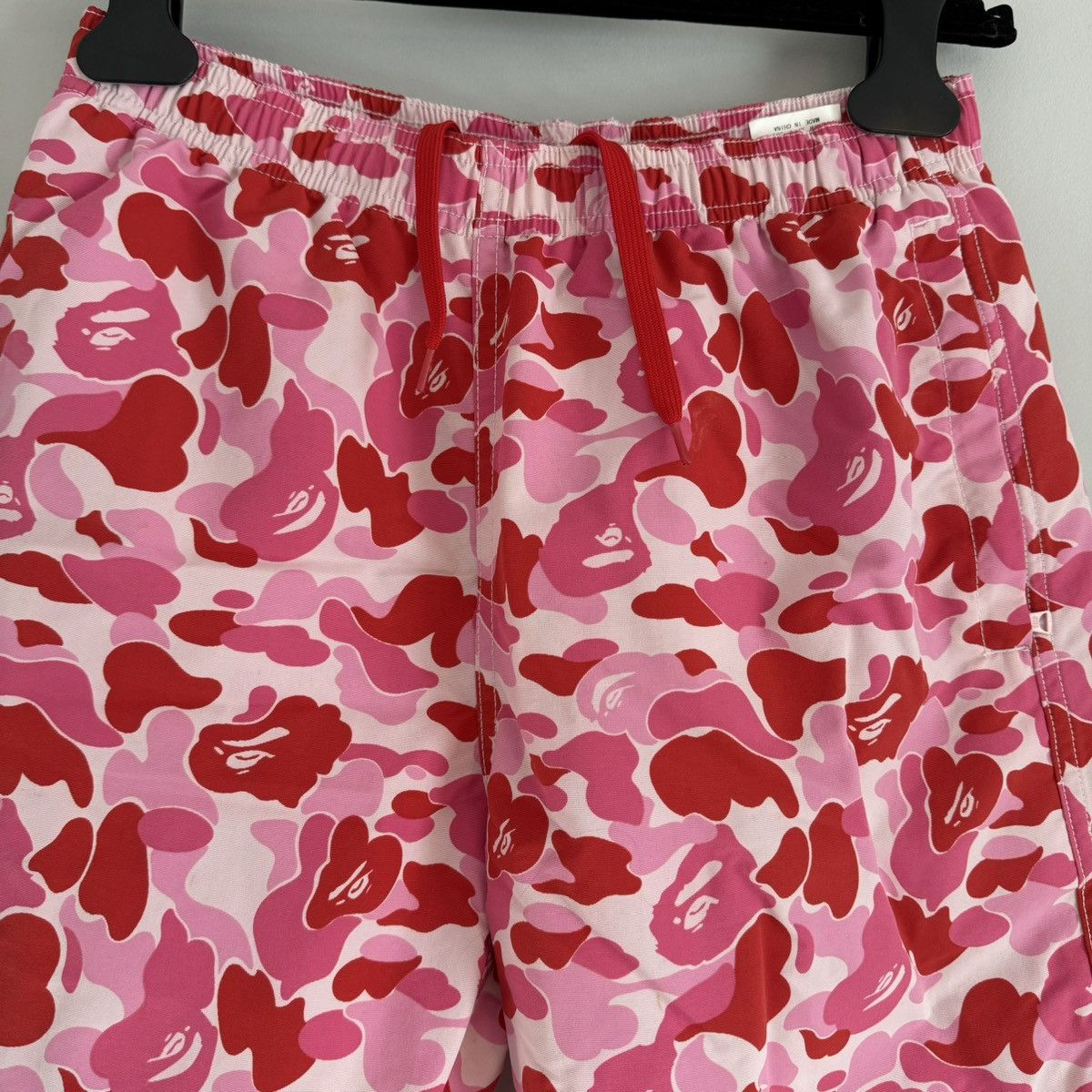 Bape ABC Camo Beach Shorts Size US 30 / EU 46 - 2 Thumbnail