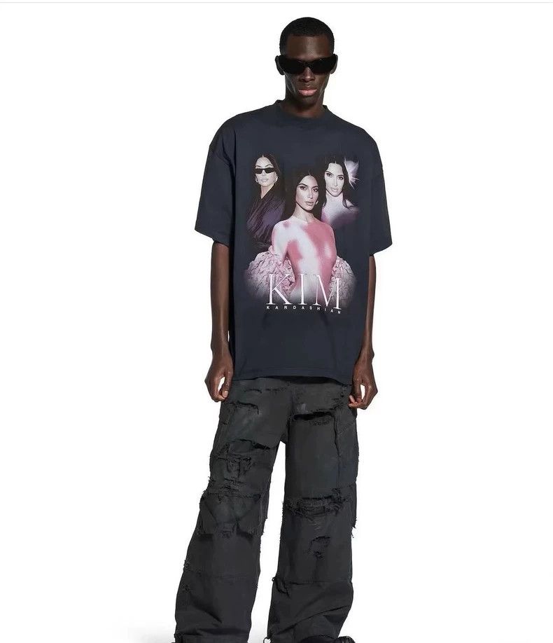 Balenciaga Kardashian portrait short sleeves