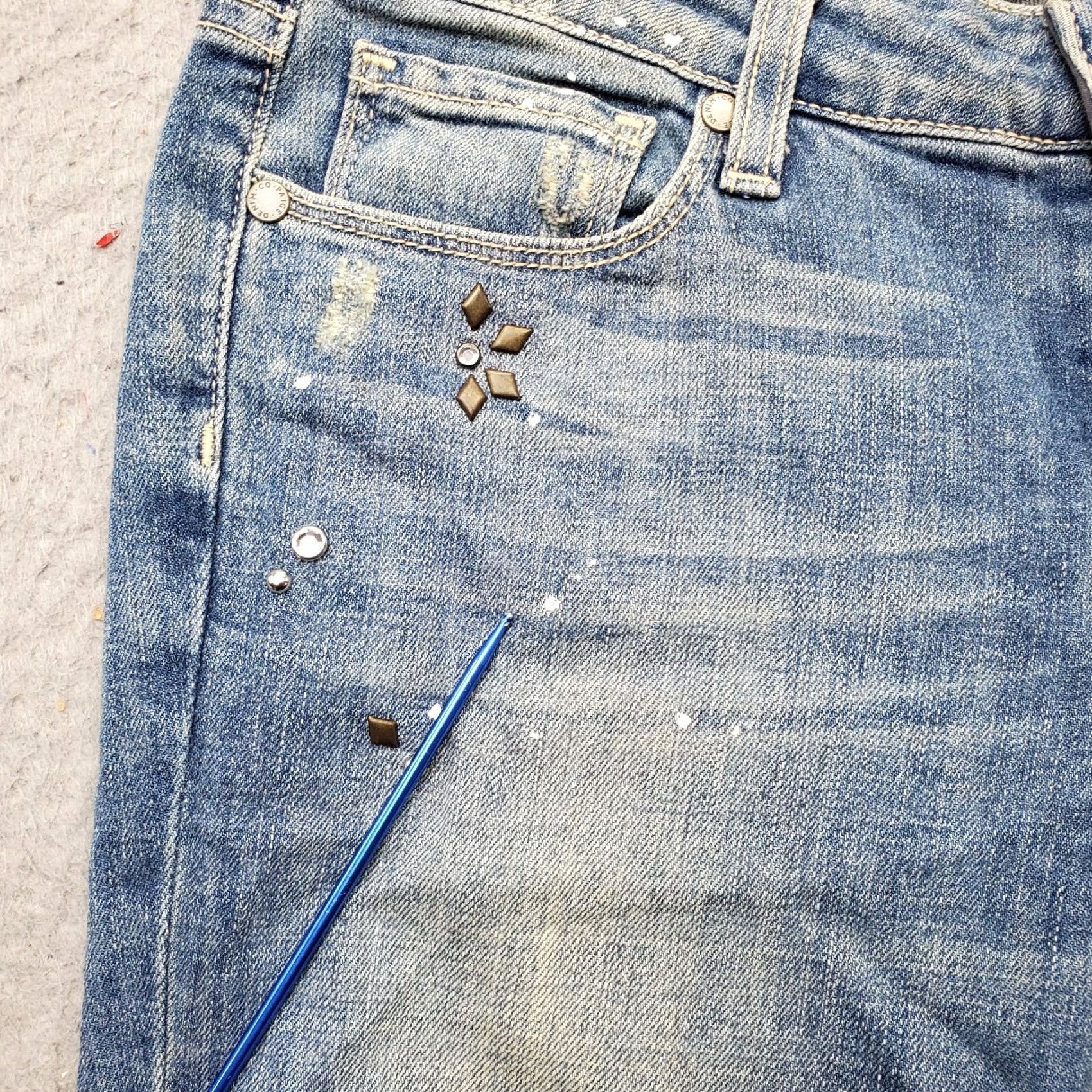 Paige Paige Skyline Ankle Peg Jeans Women Size 26 Denim 5-Pocket Studded Blue Jeans Size 26" / US 2 / IT 38 - 7 Thumbnail
