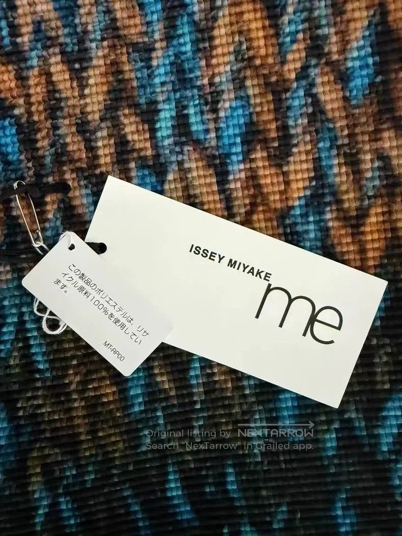 Issey Miyake Issey Miyake size:one size Blue Short Sleeve Size XXS / US 00 / IT 34 - 2 Thumbnail
