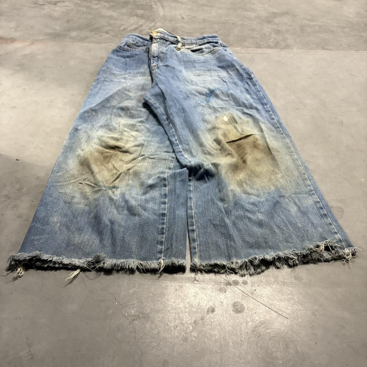 Vintage Crazy Vintage Y2K/2000s Super Baggy Super WideLeg Short Medium Wash Denim Jeans! Size US 36 / EU 52 - 3 Thumbnail