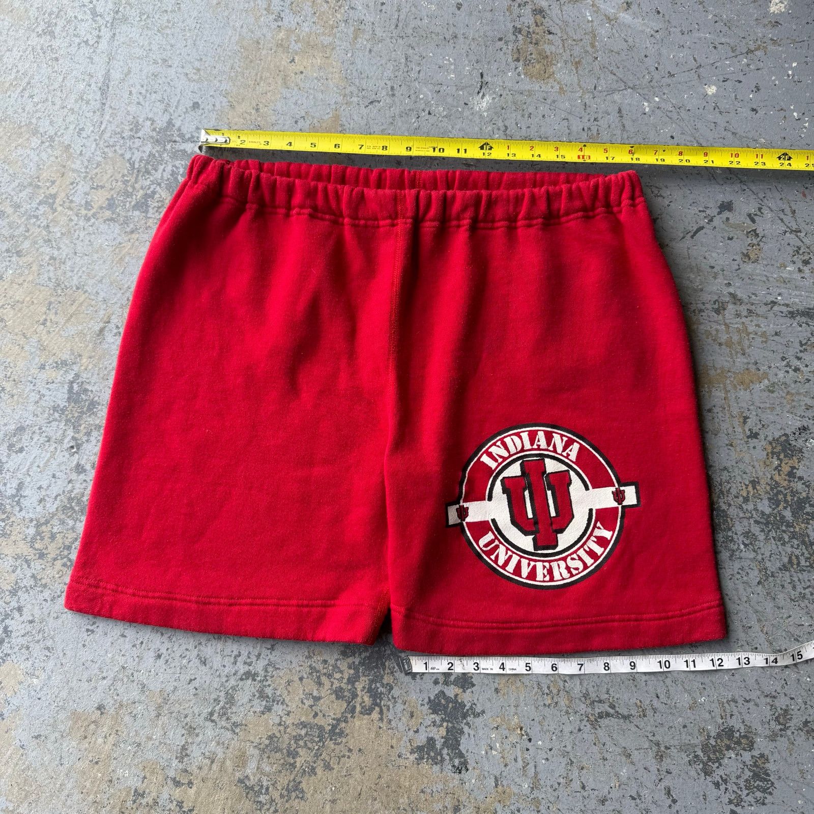 Vintage Vintage 80’s Indiana University Hoosiers Artex Sweat Shorts Size US 36 / EU 52 - 6 Thumbnail