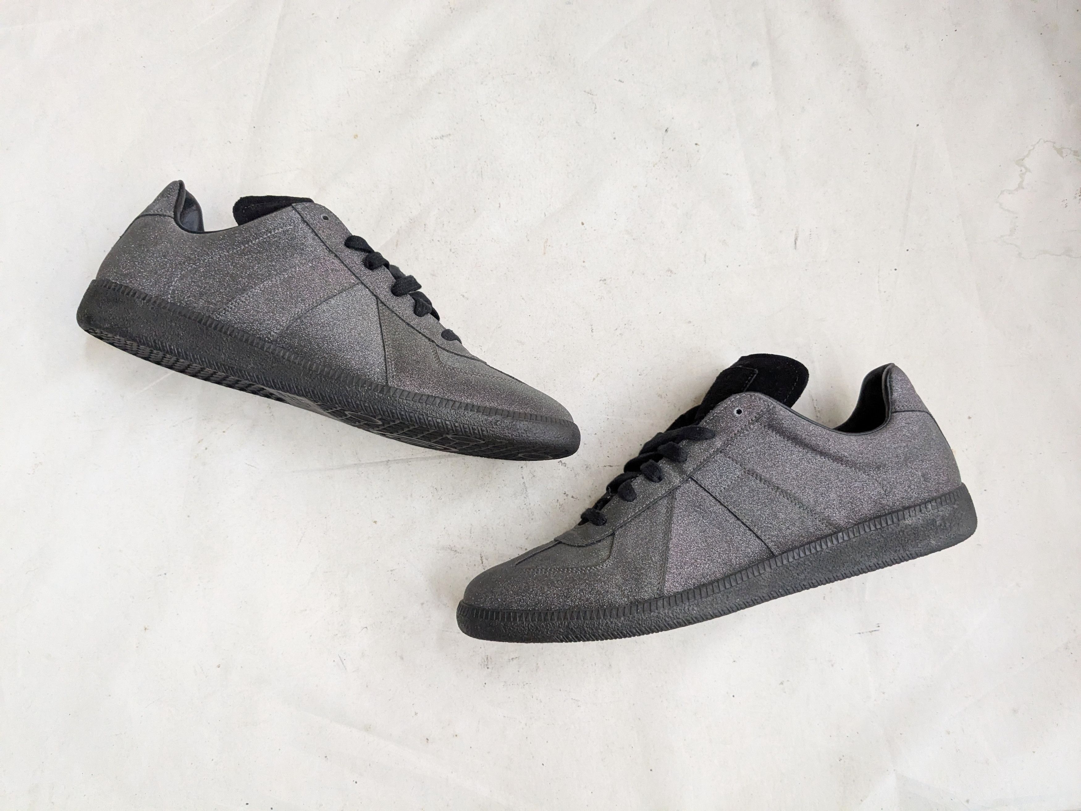Maison Margiela Maison Margiela GAT Replica Glitter Black 12 45 Low Tops Size US 12 / EU 45 - 1 Thumbnail