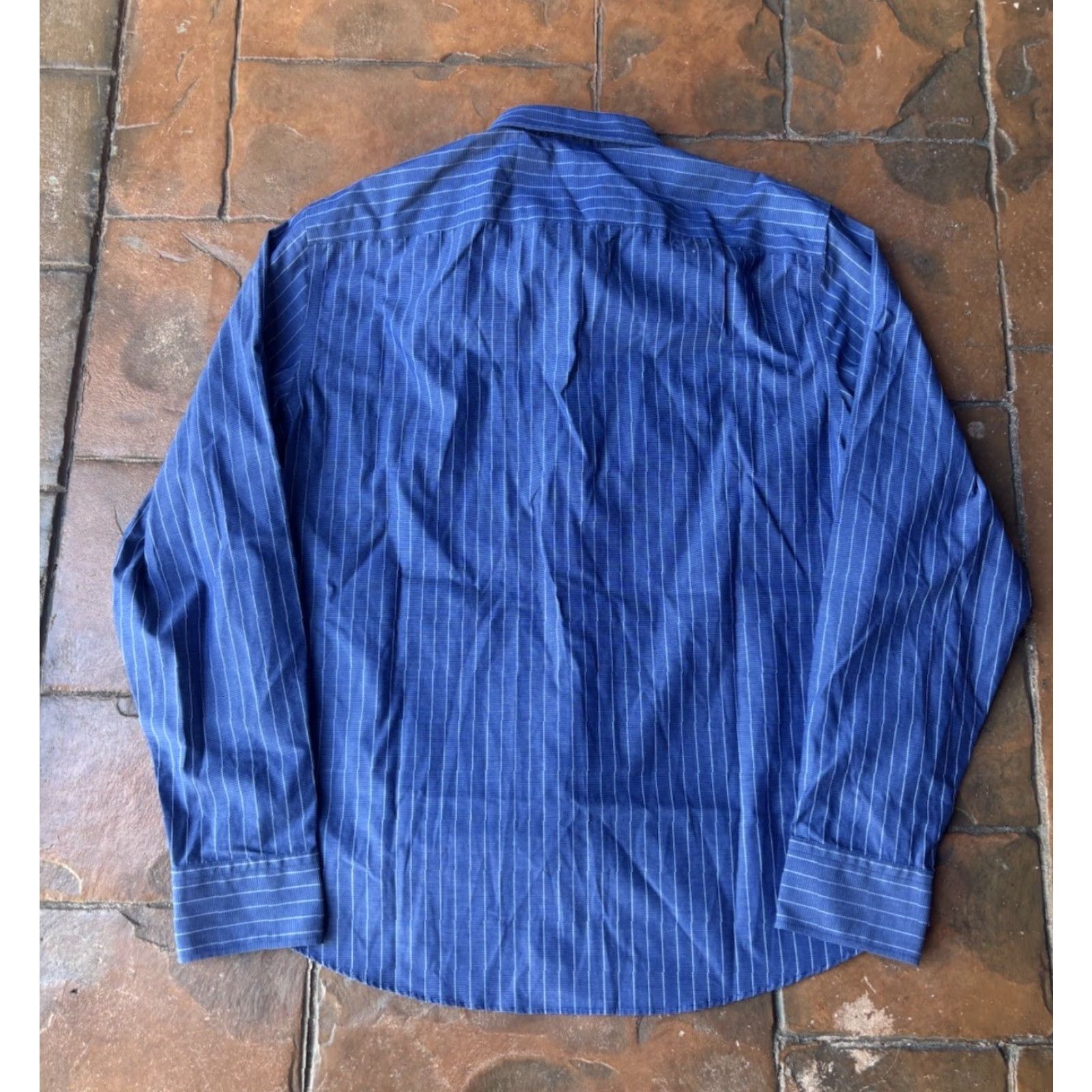 UNTUCKit UNTUCKit Button-Up Long Sleeve Shirt Mens Large Striped Blue Regular Fit Size US L / EU 52-54 / 3 - 3 Thumbnail