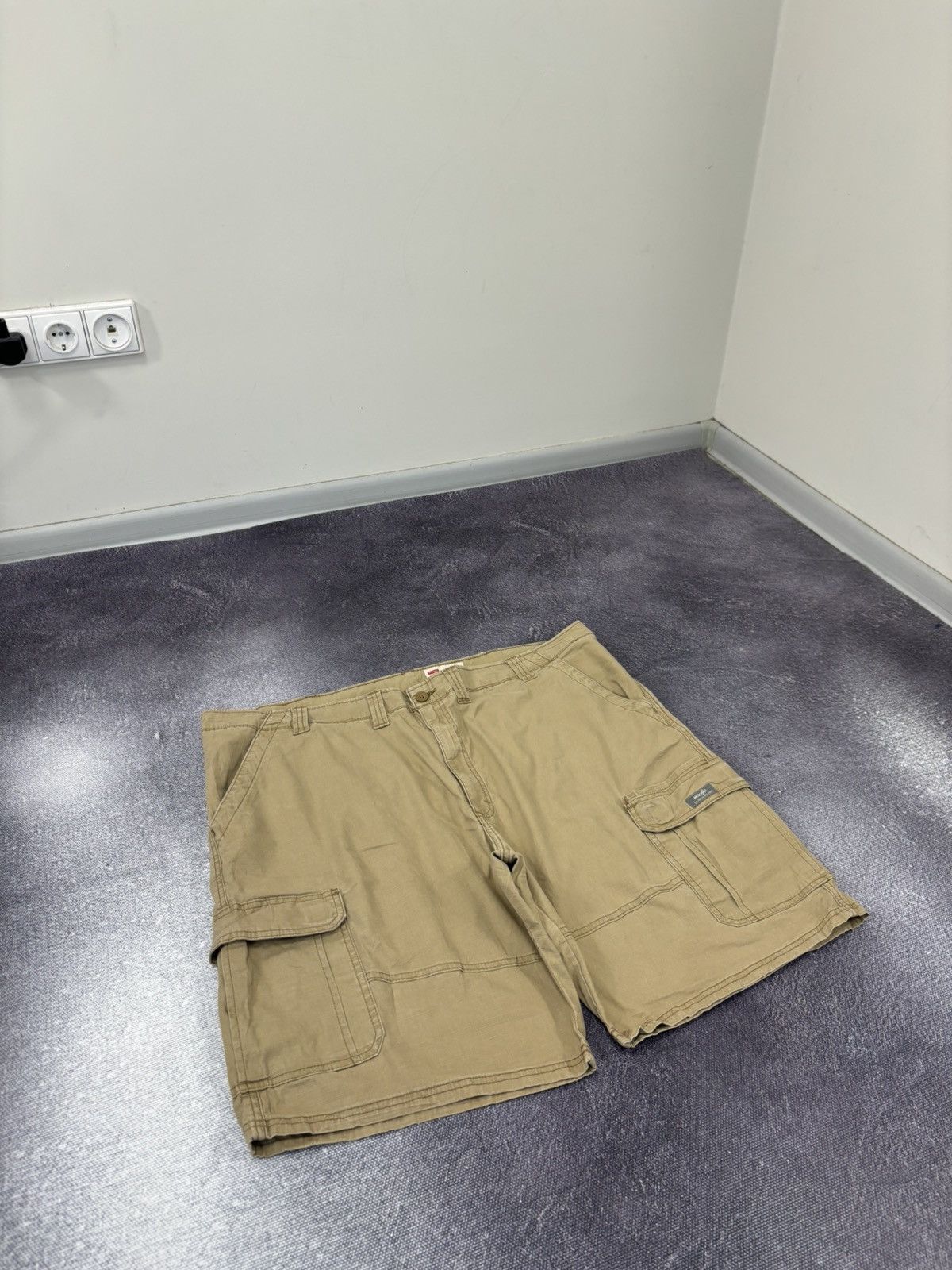 Wrangler Vintage Wrangler USA Utility Military Baggy Cargo Shorts Size US 44 / EU 60 - 3 Thumbnail