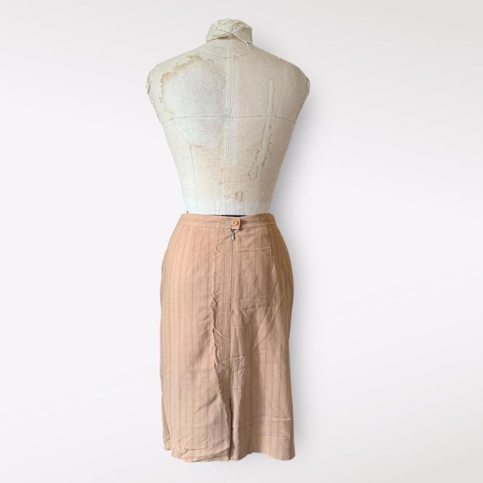 Escada Escada Beige Pinstriped Skirt Size S Size 28" / US 6 / IT 42 - 2 Thumbnail