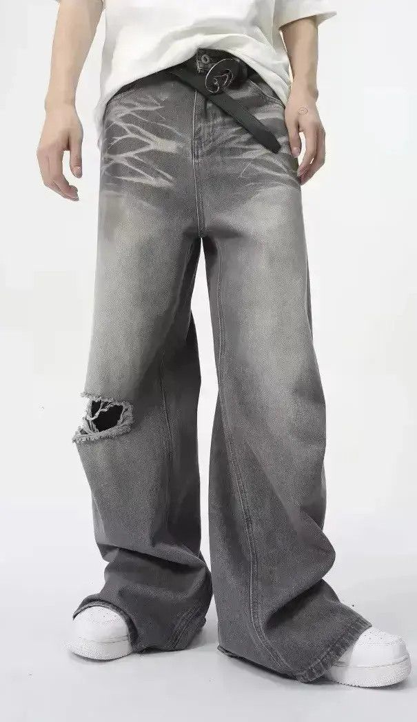 Japanese Brand Retro Hole Washed Wide Leg Jeans Pants y2k Size US 30 / EU 46 - 1 Thumbnail