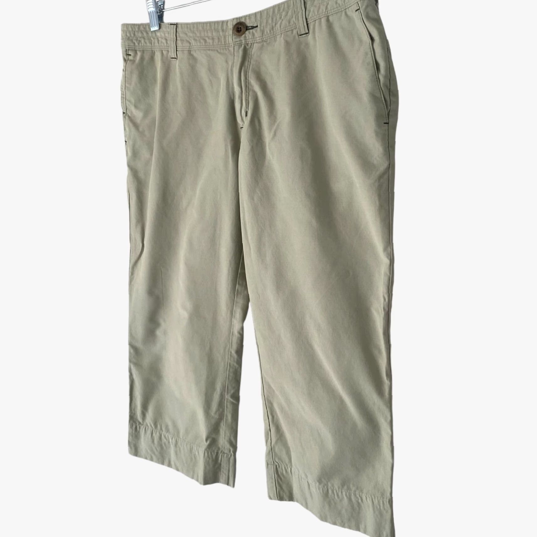Vintage Horny Toad Cropped Hiking Capri Pants Green Womens Size 10 Relaxed Fit Low-Rise Cropped Pants Womens Green 10 Crew? Size 32" / US 10 / IT 46 - 3 Thumbnail