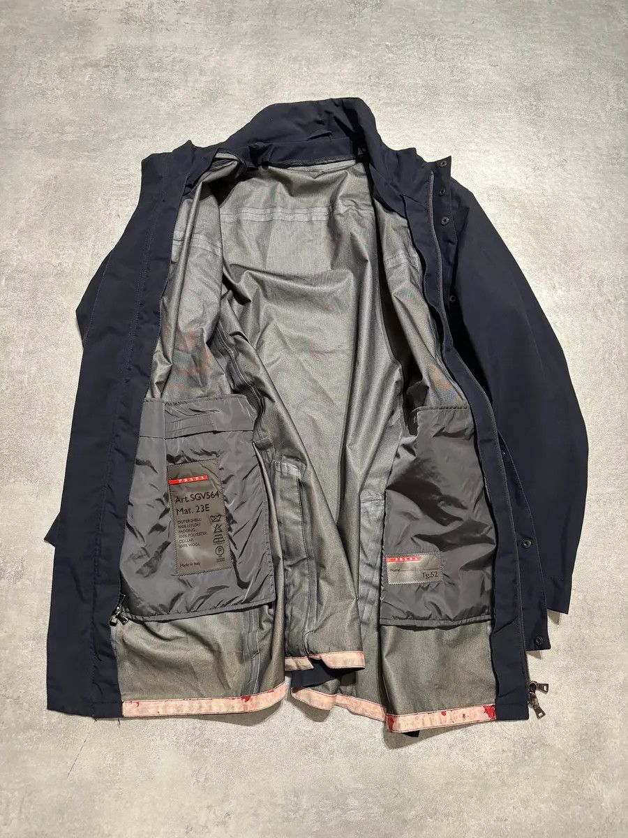 Prada 2000s Prada Navy Windbreaker Long Jacket Size US M / EU 48-50 / 2 - 7 Thumbnail