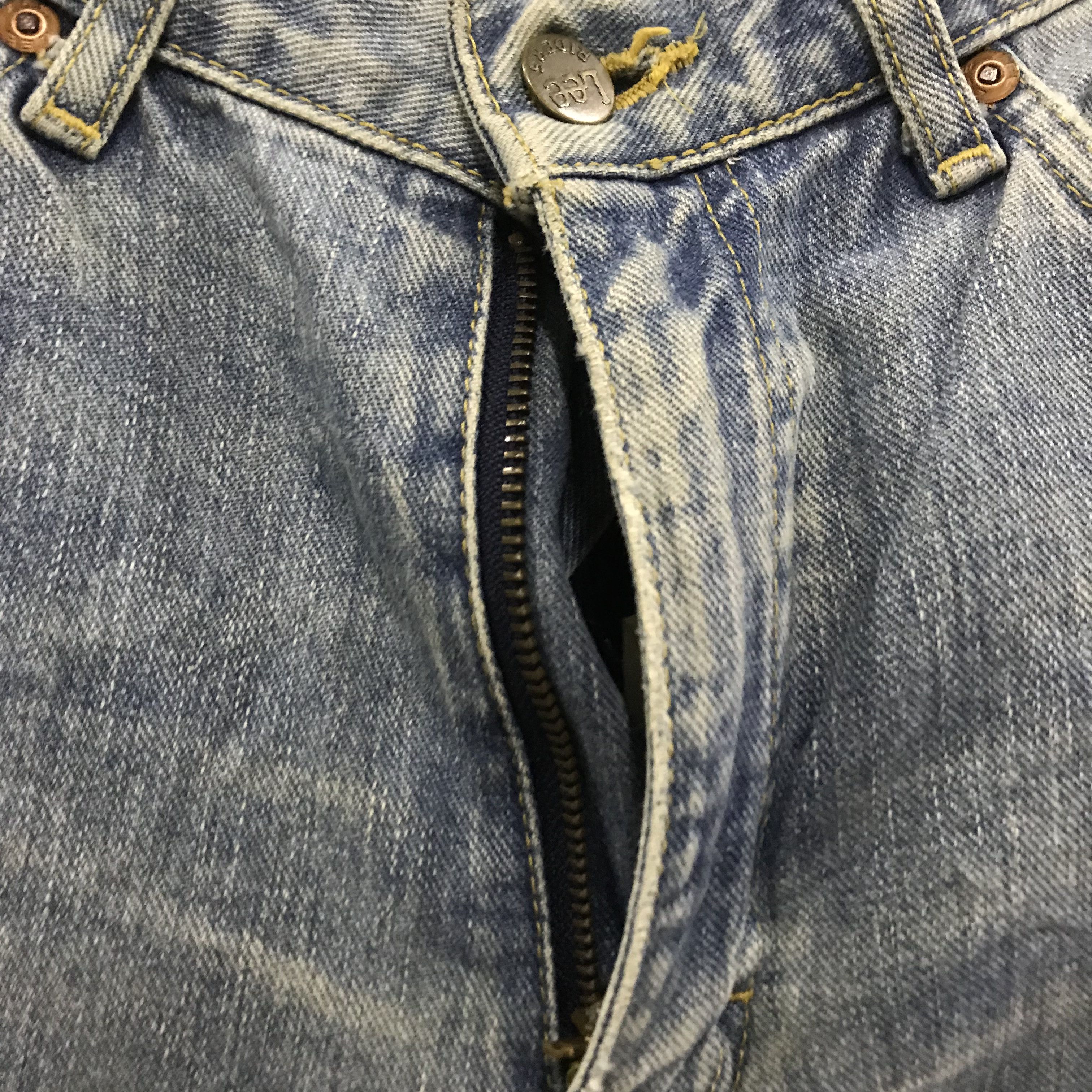 Lee Vintage 90s Lee Light Wash Jeans High Rise Straight Leg Size US 29 - 8 Thumbnail