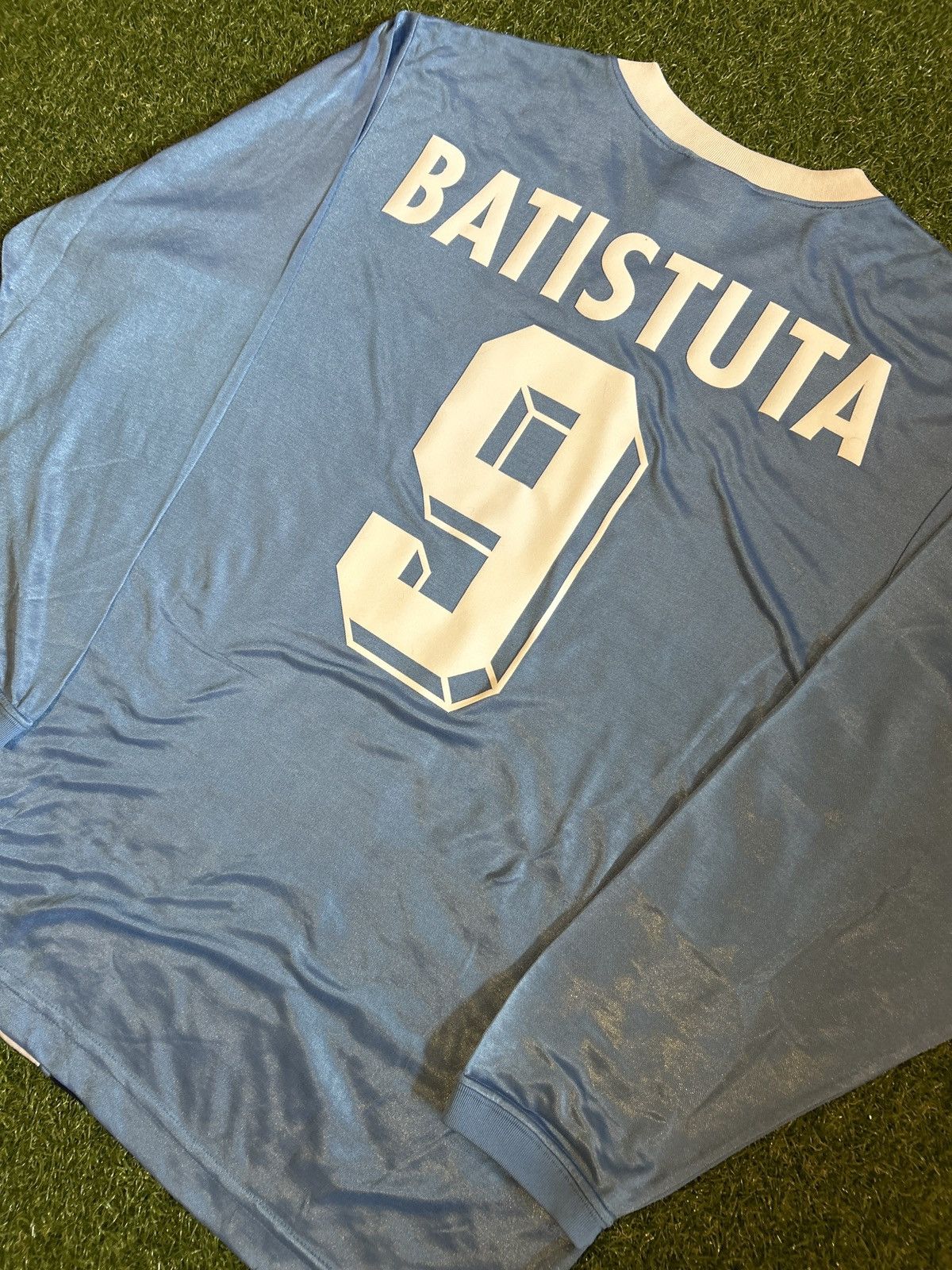 Adidas Argentina Batistuta Adidas Template Shirt Size US L / EU 52-54 / 3 - 3 Thumbnail