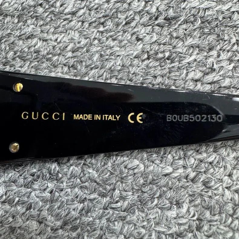 Gucci Gucci Black Sunglasses with Case. Size ONE SIZE - 5 Thumbnail
