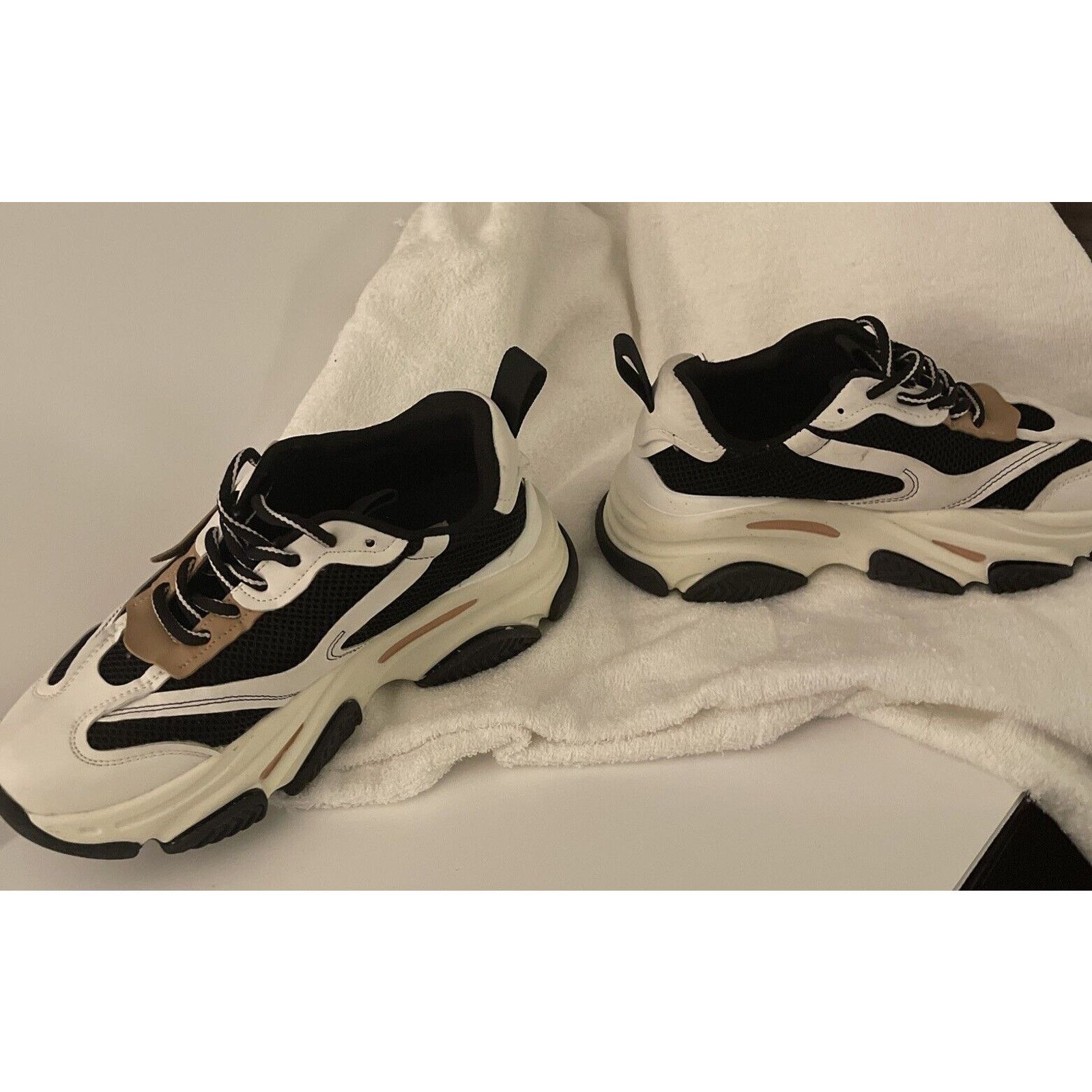 Steve Madden Steve Madden Possession Black white Tan women's Size 7.5M Size US 7.5 / IT 37.5 - 1 Thumbnail